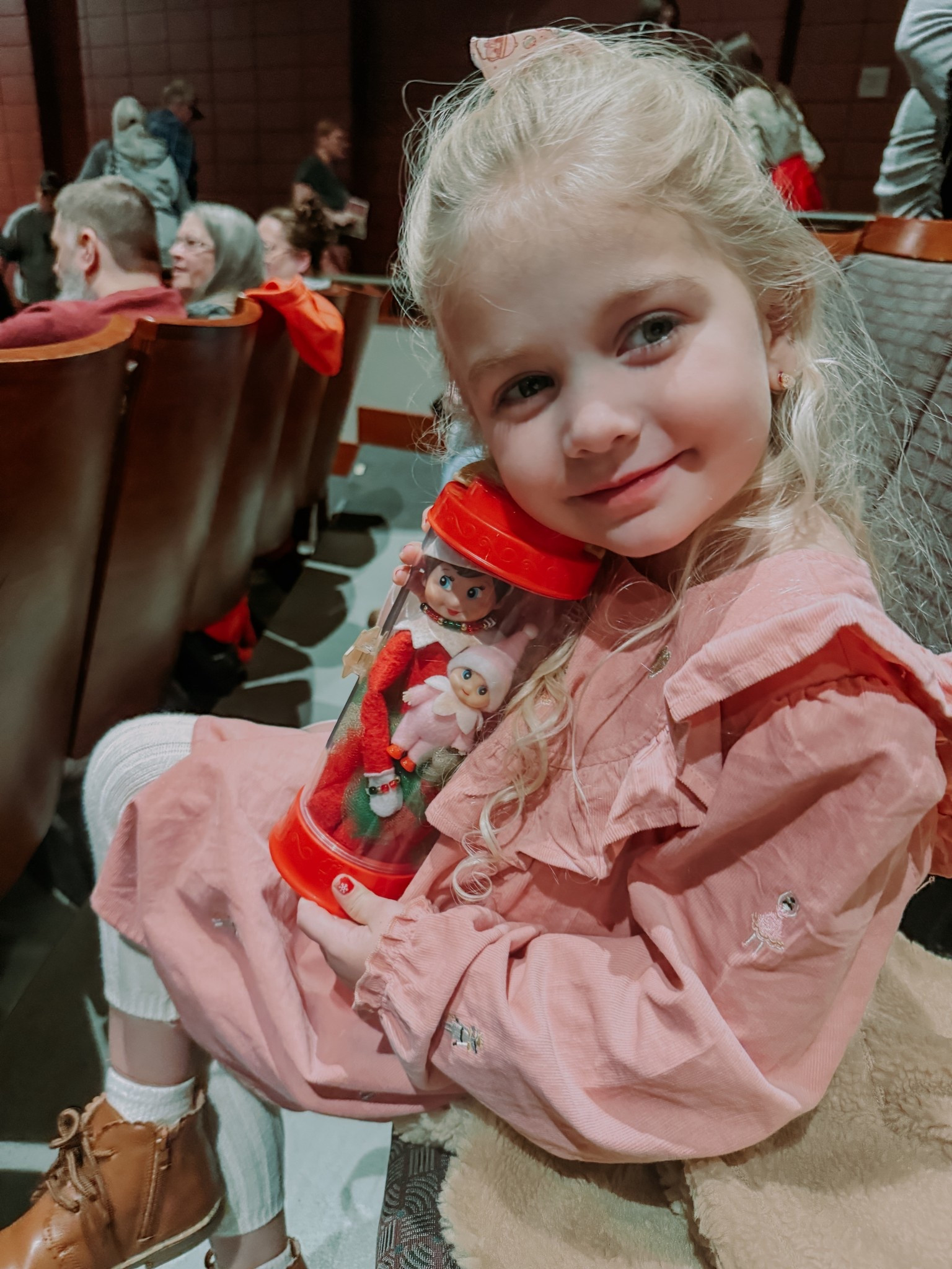 Elf goes on an adventure 


#LTKmomlife #LTKHoliday #LTKKids