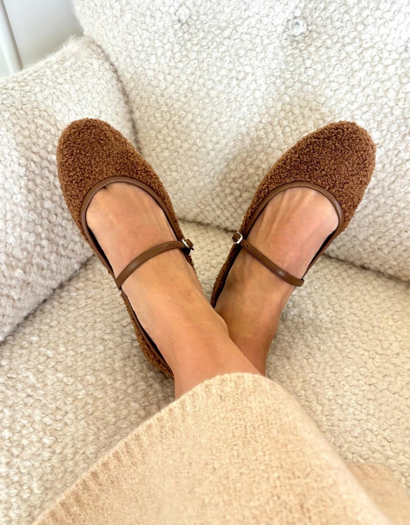 Teddy #Flats 

#LTKShoeCrush #LTKStyleTip #LTKWorkwear