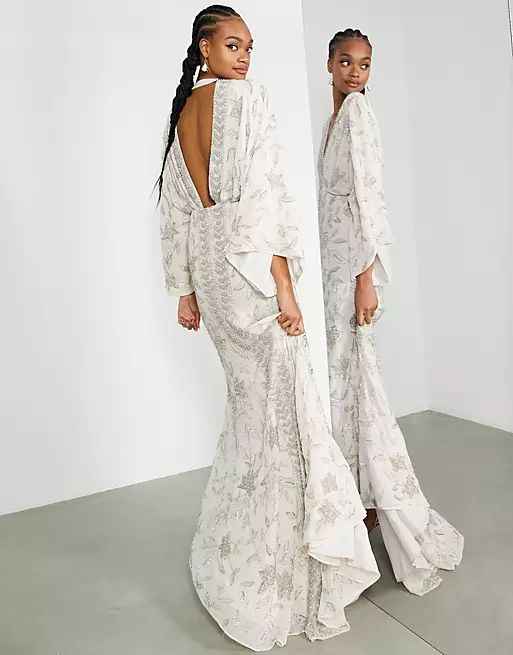 ASOS EDITION - Lucille - Robe de mariée avec ornements floraux perlés - Huître | ASOS (Global)