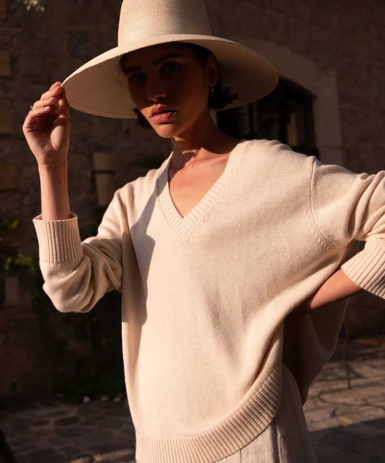 Simone V-Neck | Jenni Kayne