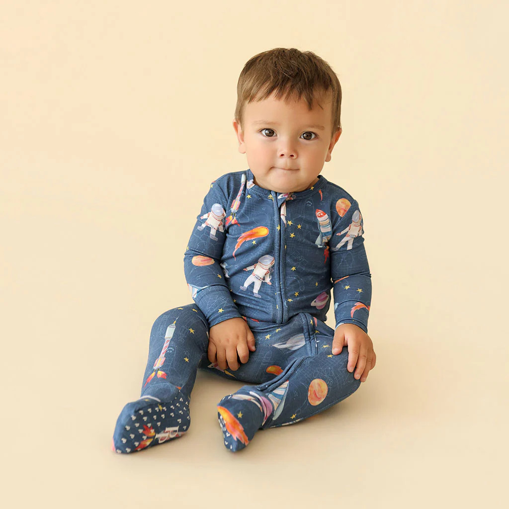 Space Blue Baby Convertible Sleeper | Odyssey | Posh Peanut