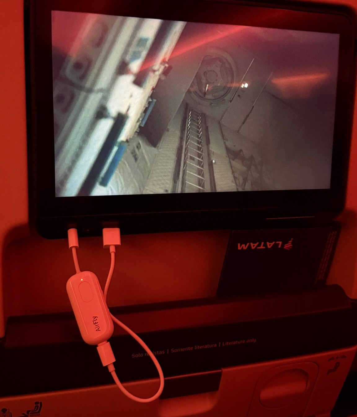 This little device lets you connect your wireless earphones to the airplane’s entertainment system. Total game changer! 

#travel #airplane