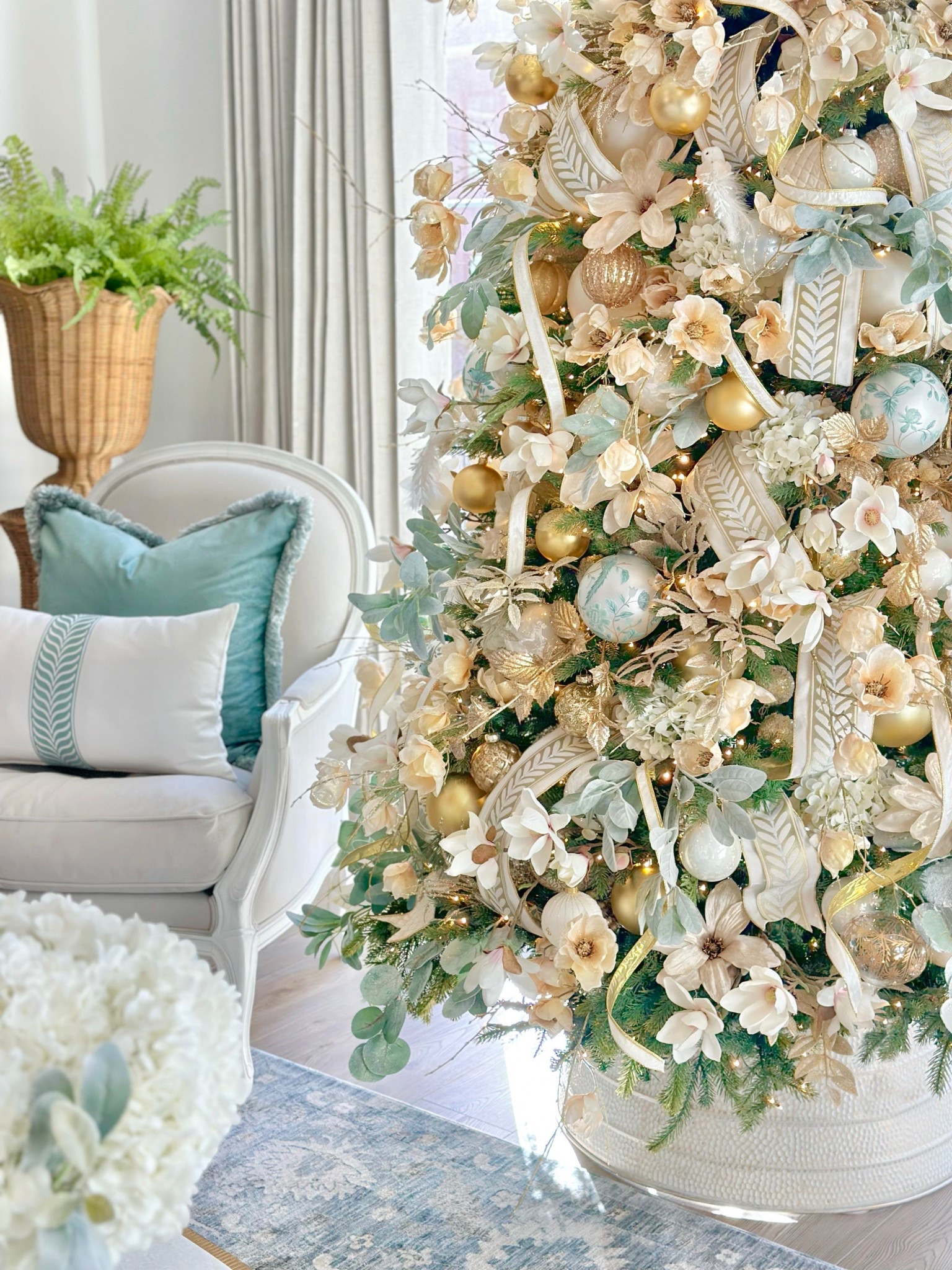 Winter garden Christmas tree 🌲🌸🍃🕊️ the bird ornaments are still available in store! 

#LTKHoliday #LTKSaleAlert #LTKHome