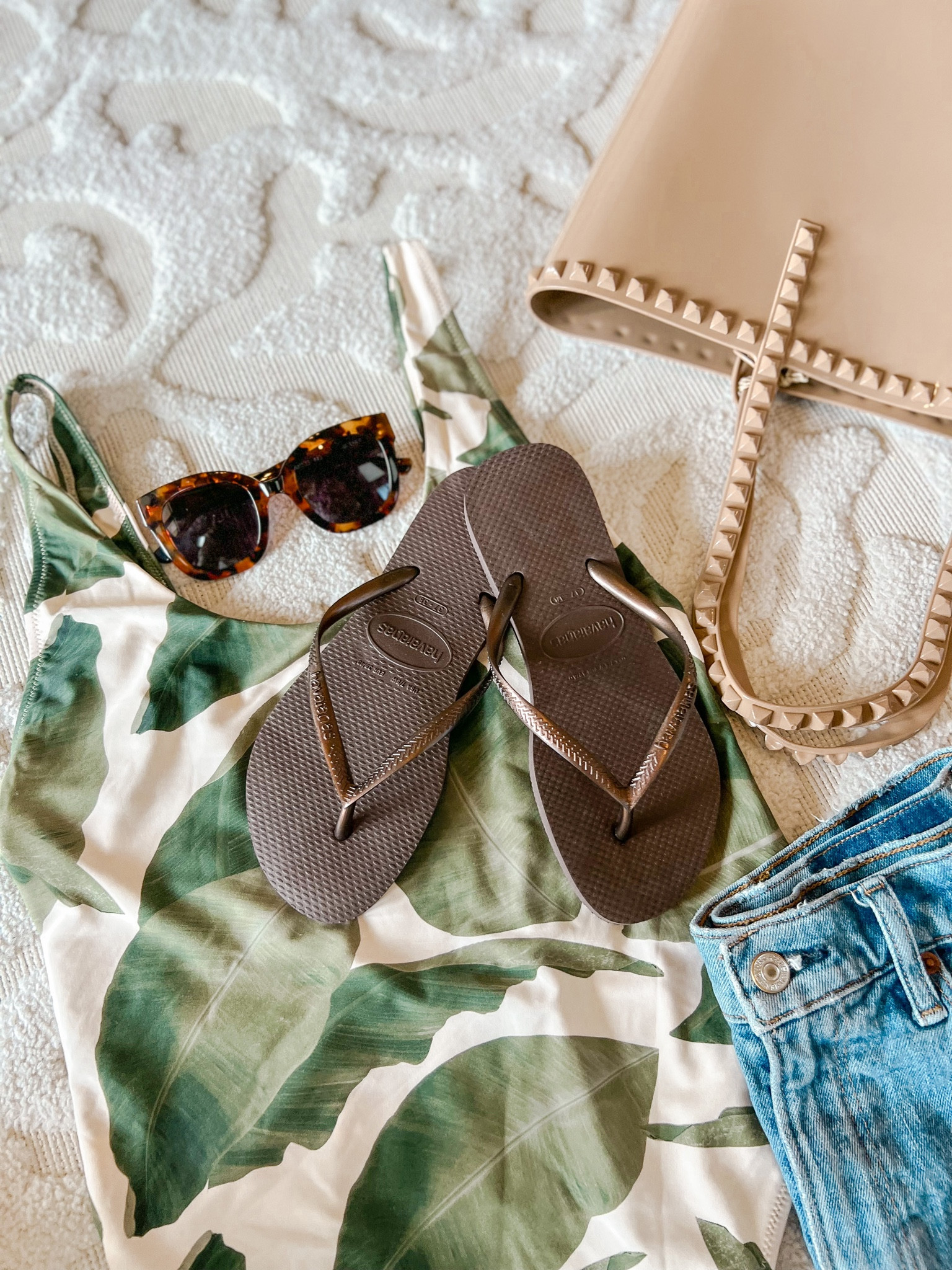 Love my new classic slim Havana’s sandals! Cannot wait to pack these up for our next trip! Run tts and available in so many color options! 