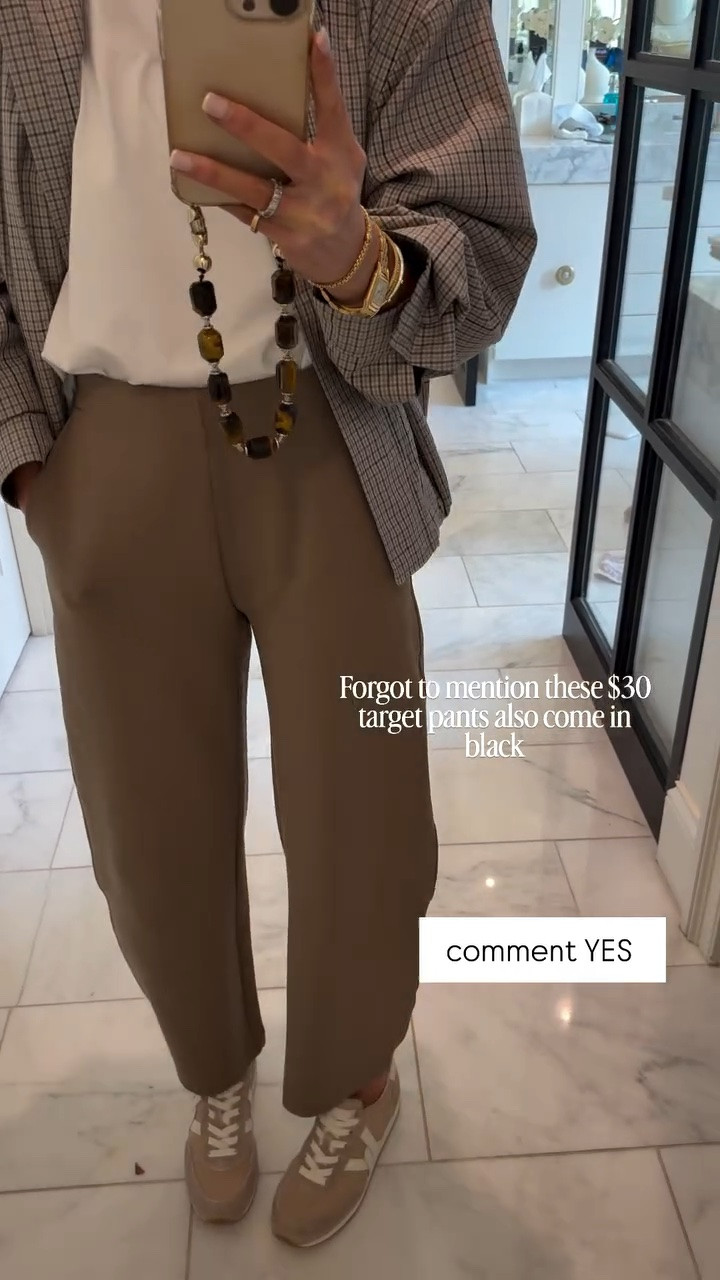 Great fall look for a mom on the go. I'm 5'7 wearing size XS.

#LTKfall #LTKstyletip