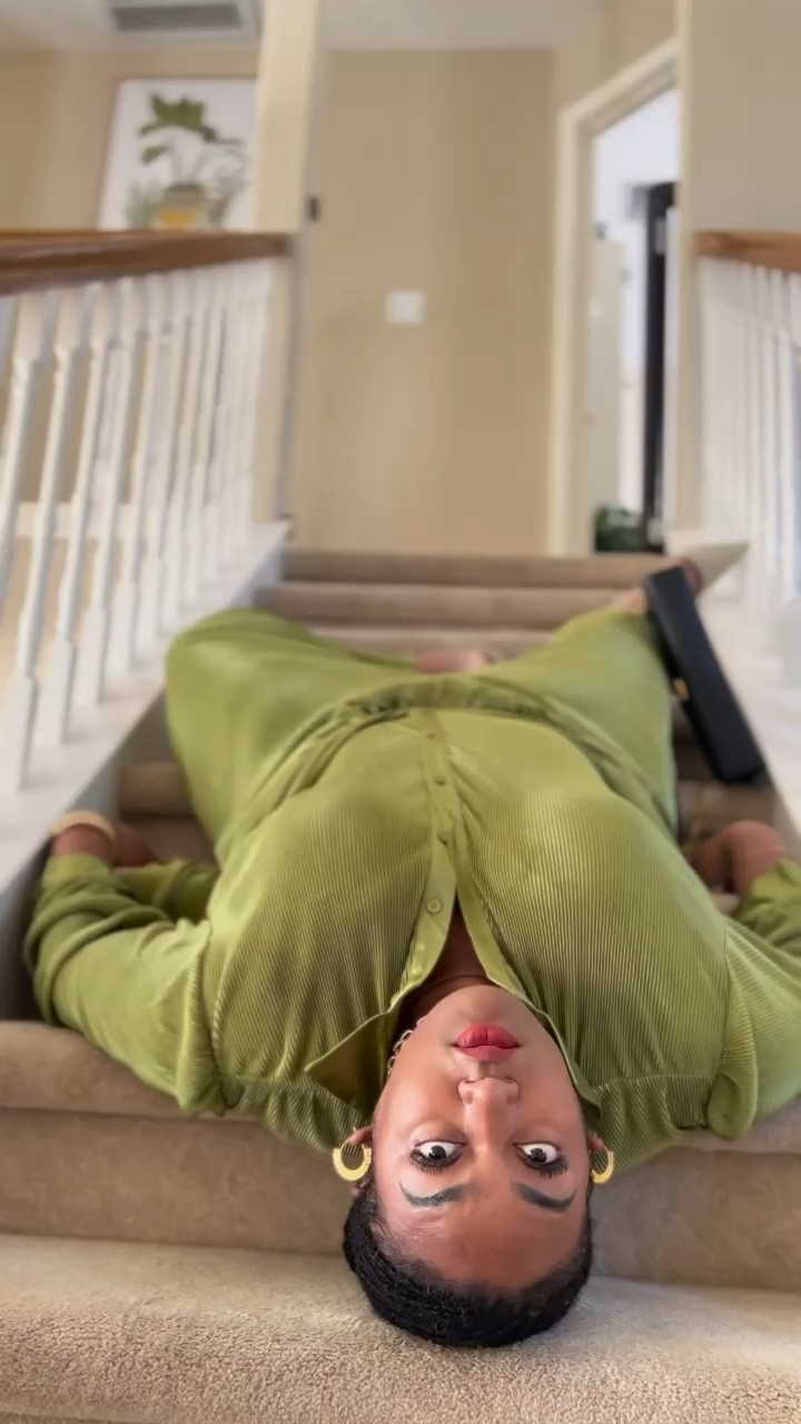 7:00 is a doozy 💀. This is the Jamila set from @REBDOLLS  is a part of their holiday collection. You can find discounted holiday outfits on the Tiktok shop. 

#rebdolls #rebdollshaul #rebdollsfashion #rebdollspartner #rebdollsambassador #midsizedashion #plussizeholiday #12DaysofREB #RebdollsholidayCampaign #RebdollsNewYearCampaign 

#LTKplussize #LTKstyletip #LTKmidsize