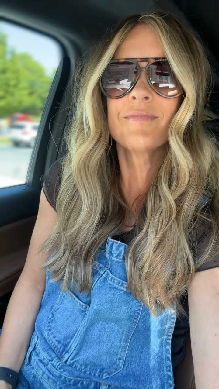 Top runs small, wearing a large. 🤍


#LTKfindsunder100 #LTKshoecrush #LTKstyletip