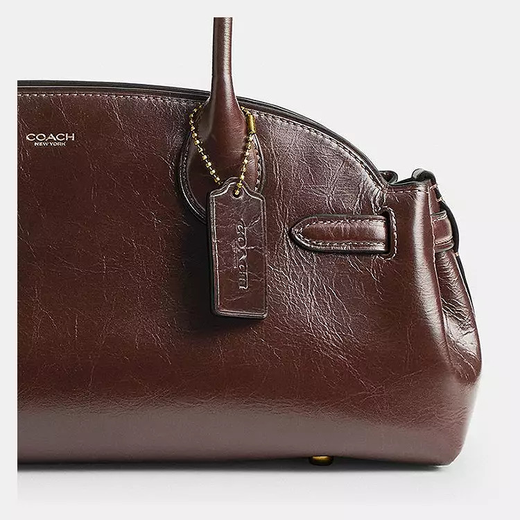 Empire Carryall Bag 34$450Rating4.8(159) | Coach (US)