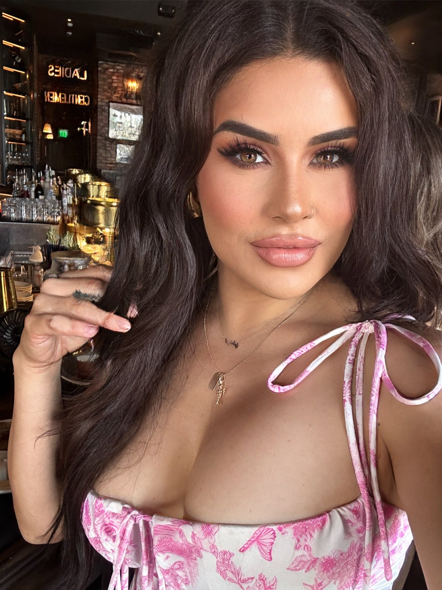 Love this soft glam 🌸💕

#LTKOver40 #LTKBeauty #LTKStyleTip