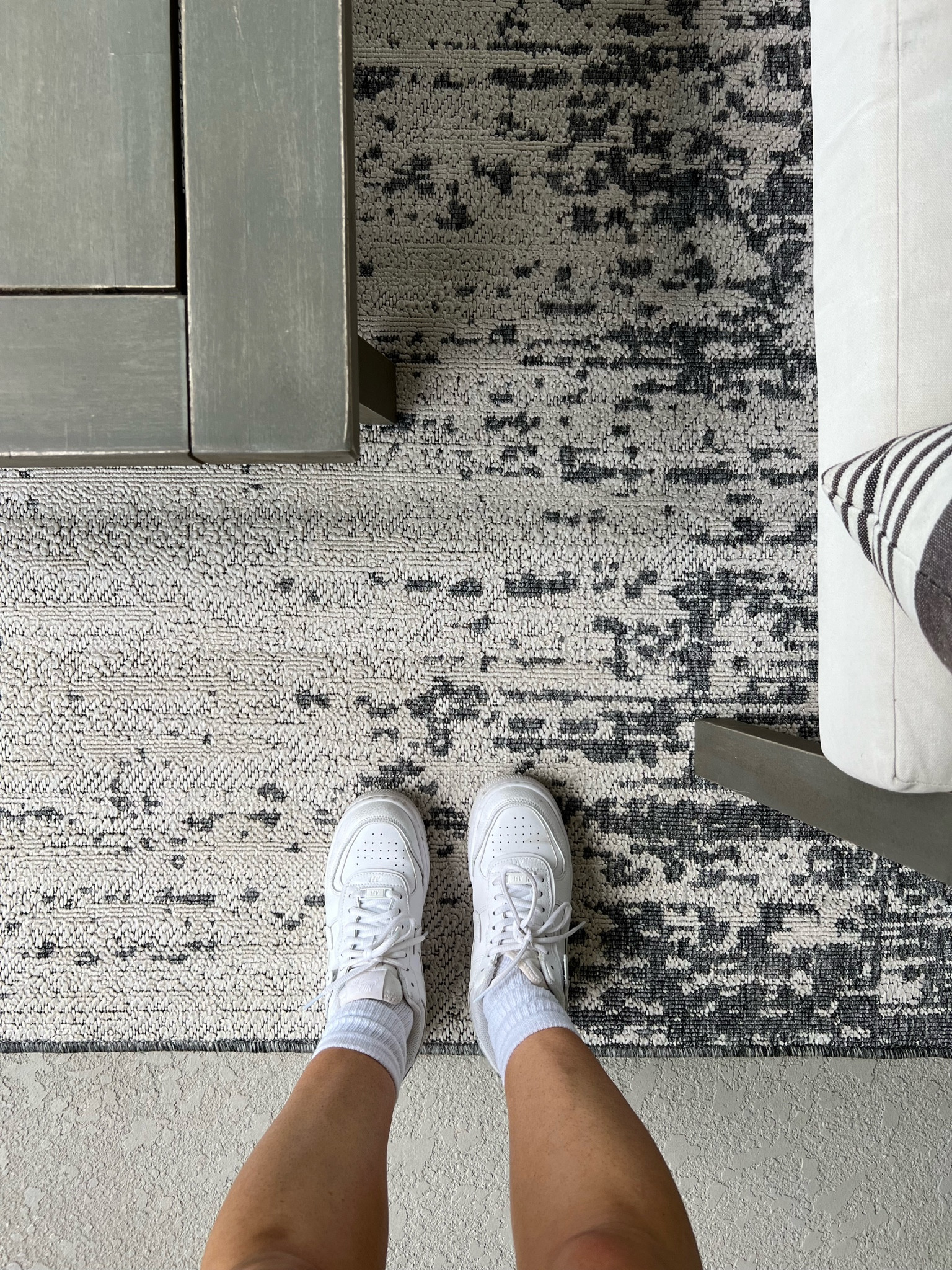 New outdoor rug and of course my Nike Air Force Ones. 

#LTKhome #LTKFind #LTKshoecrush