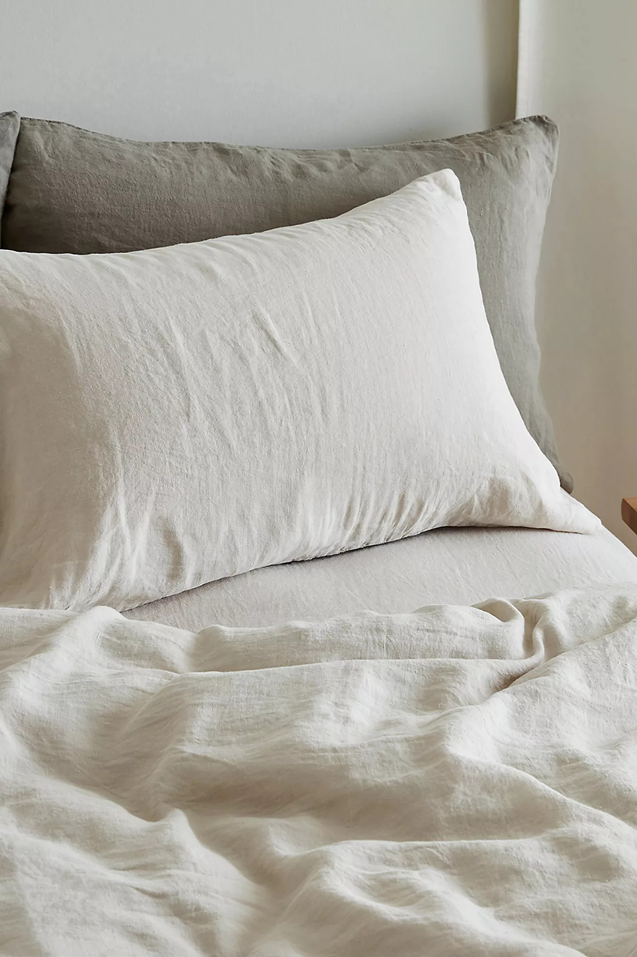 Bedfolk Clay Linen Pillowcases, Set of 2 | Anthropologie (UK)