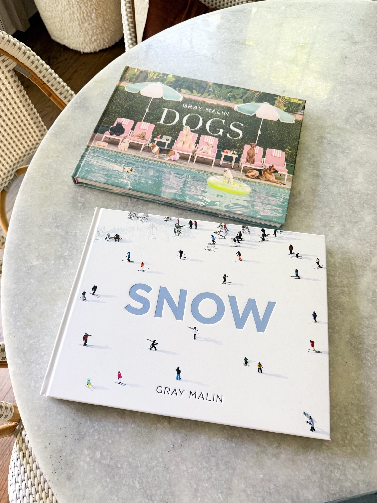 Gorgeous coffee table books that would make the best gift!!