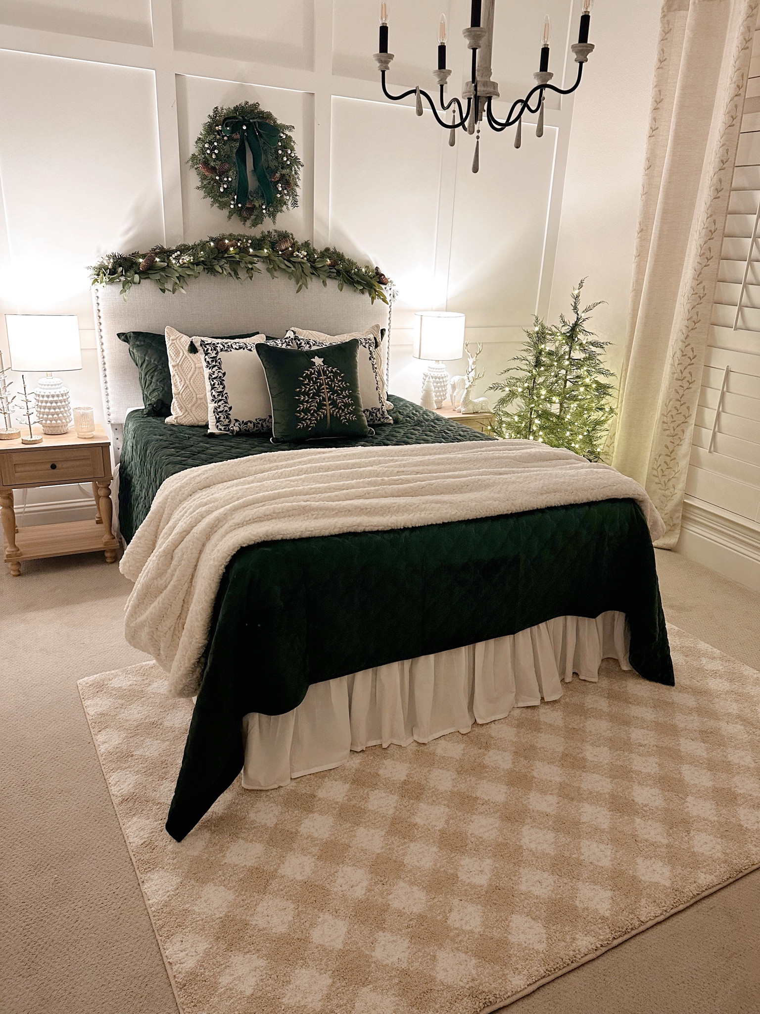 Holiday bedding pillows and rugs from Walmart 

#LTKHoliday #LTKhome #LTKVideo