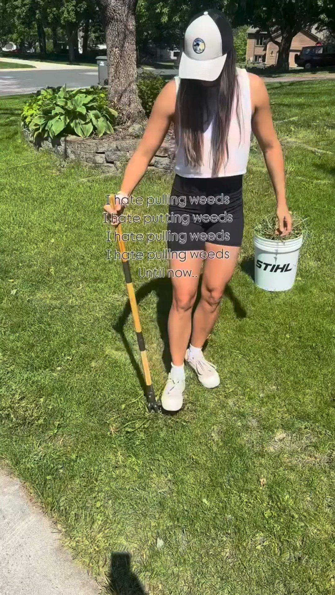 It’s a game changer.. also found out after this video you can just lean the puller the opposite direction to pull out the weeds without using your foot! 

#yardmaintenance #weedingday #diycouple #homeprojects #minnesota #budgetfriendly