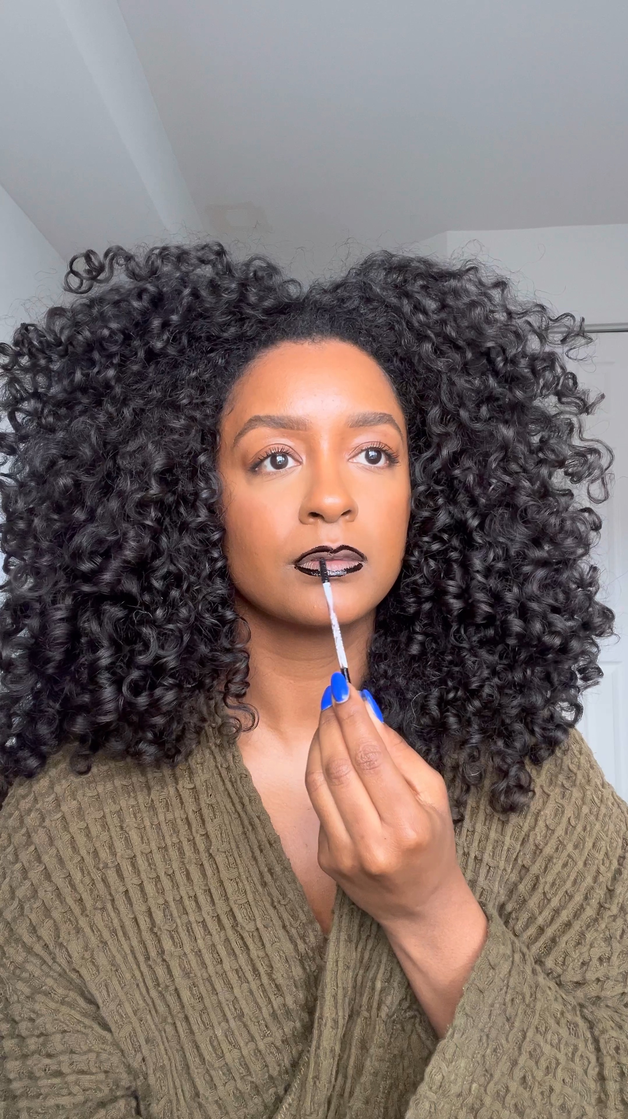 Peel off lip liner tattoo 💄