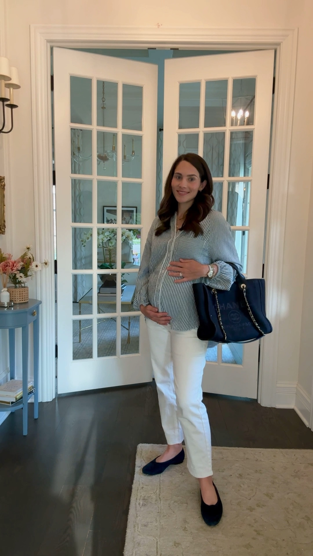 Running errands pregnancy outfit 

#LTKBump #LTKStyleTip #LTKFindsUnder100