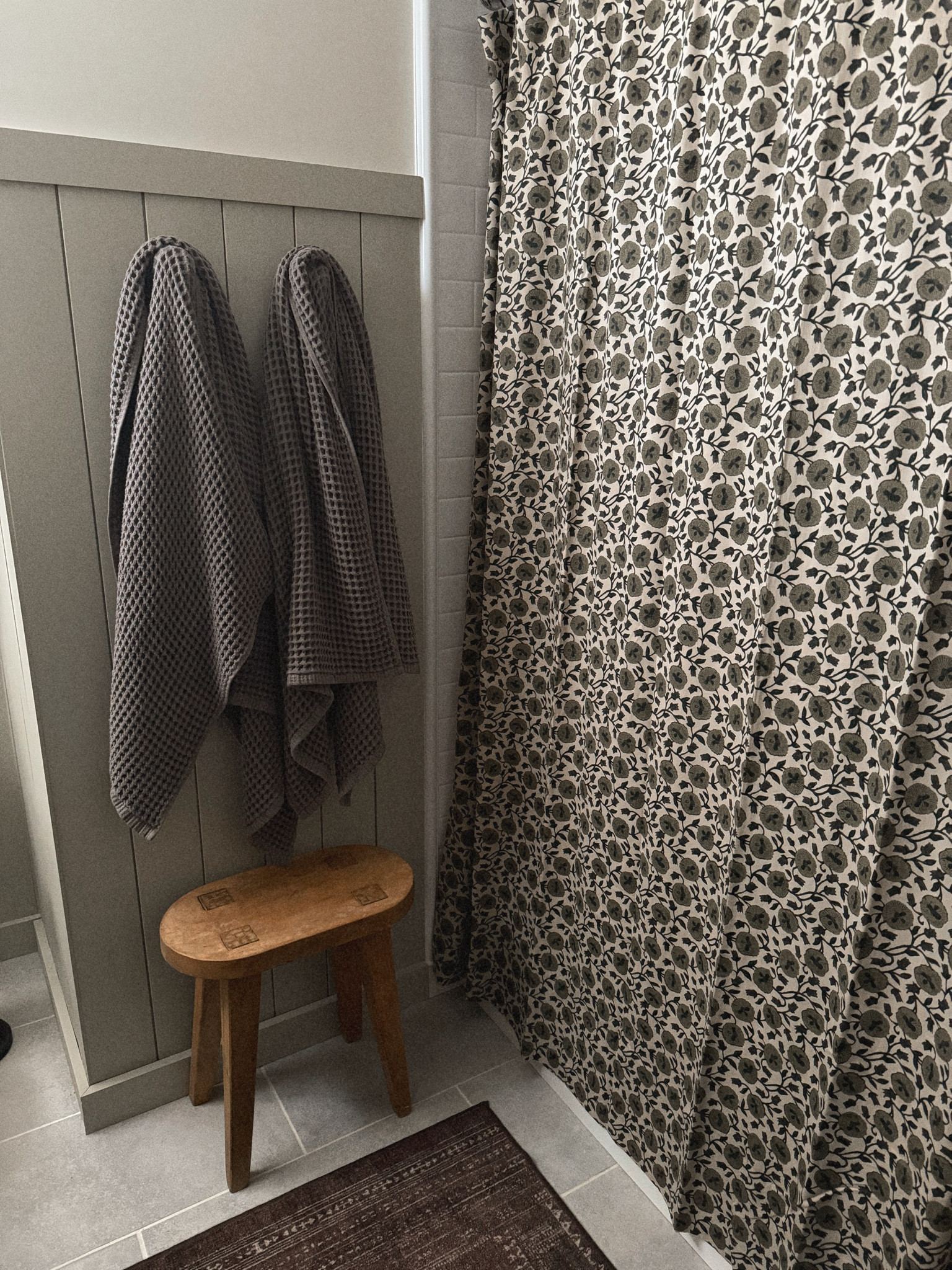 Because I’m obsessed with this shower curtain it needs its own post

#LTKFindsUnder100 #LTKHome #LTKStyleTip