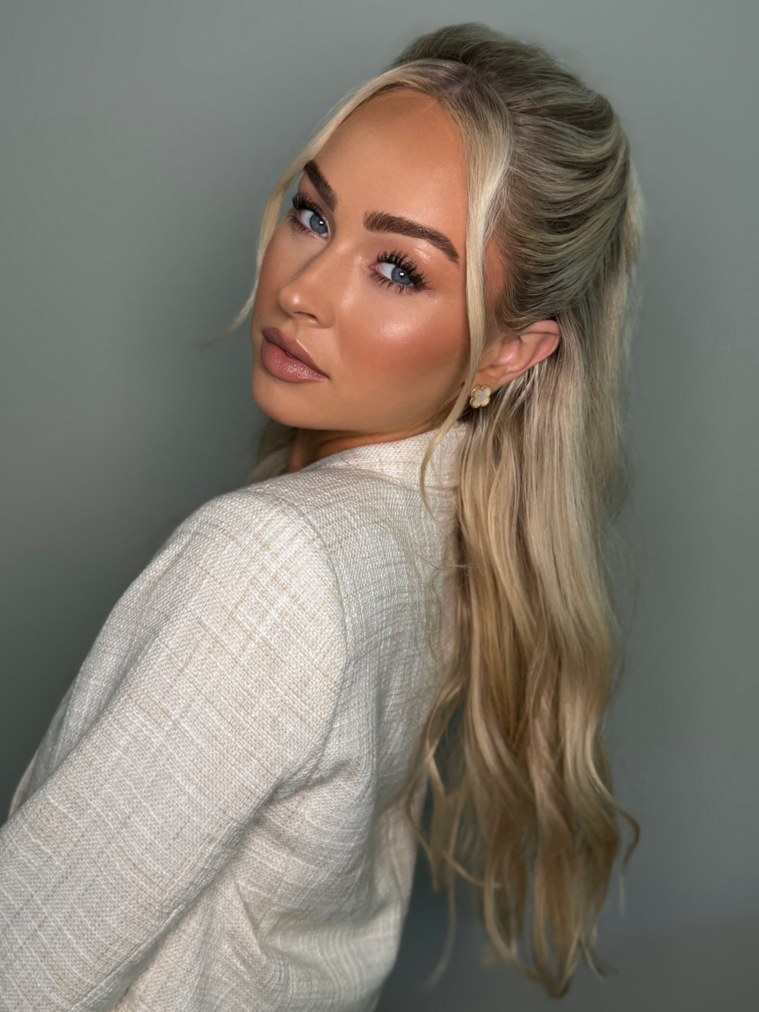 Glam on Sydney Schiffer 

#LTKbeauty #LTKwedding #LTKstyletip