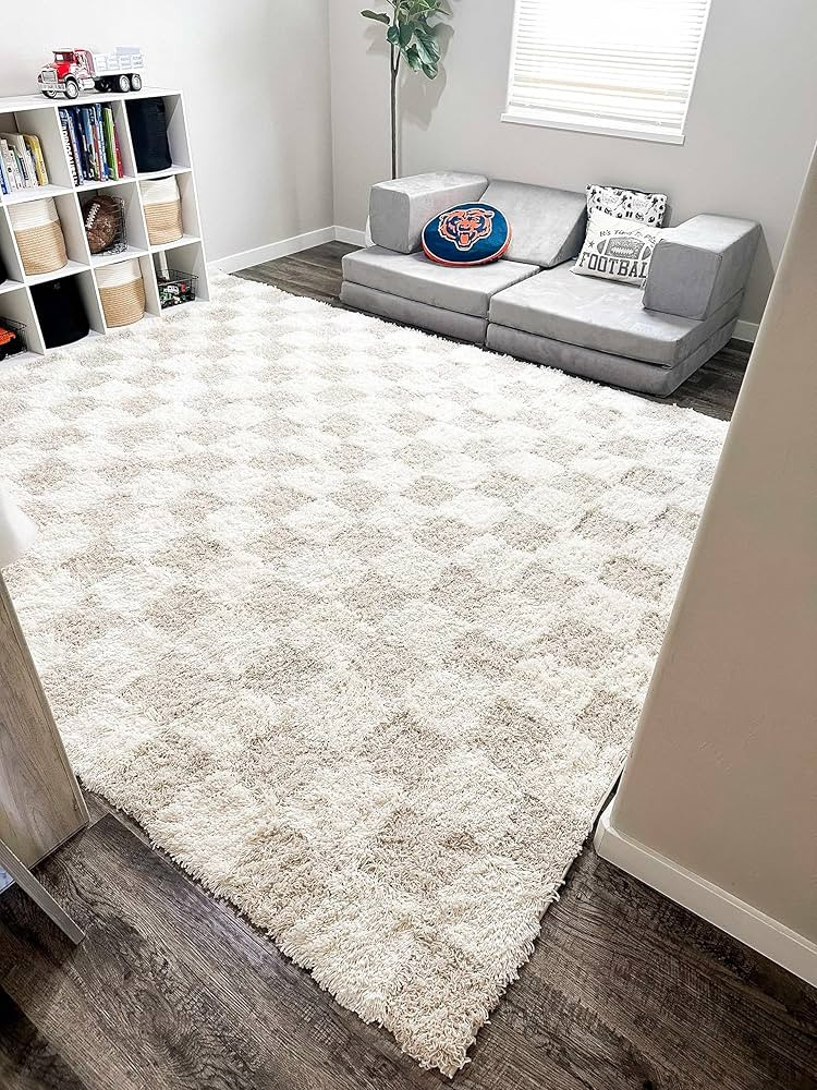 Hauteloom Atira Checkered Shag Area Rug - Checkboard Design - High Pile Fluffy Shaggy Touch - Squ... | Amazon (US)