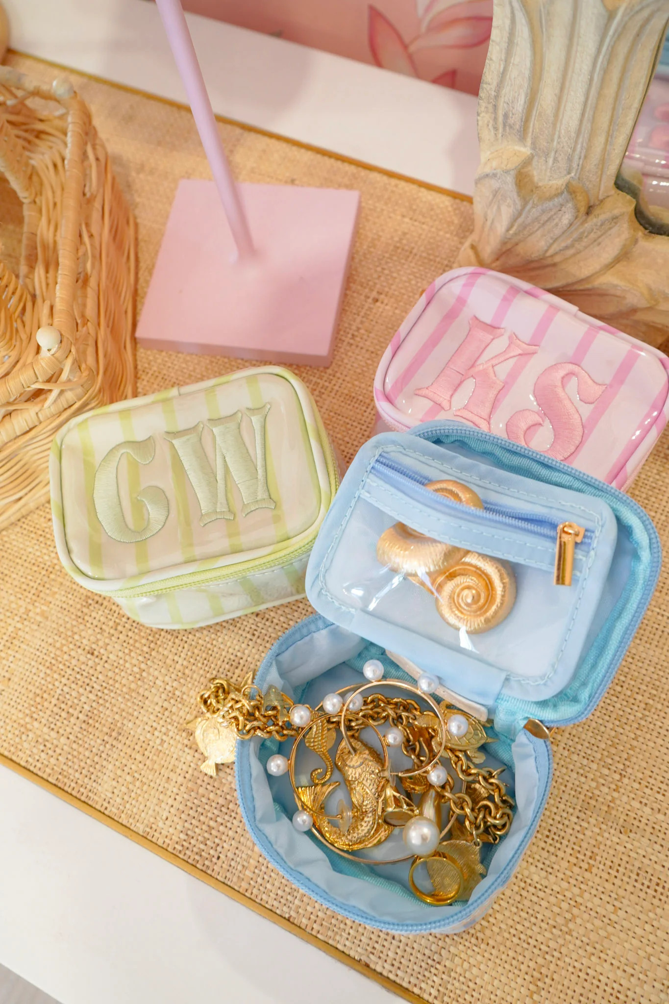 Custom Jewelry Case | KenzKustomz