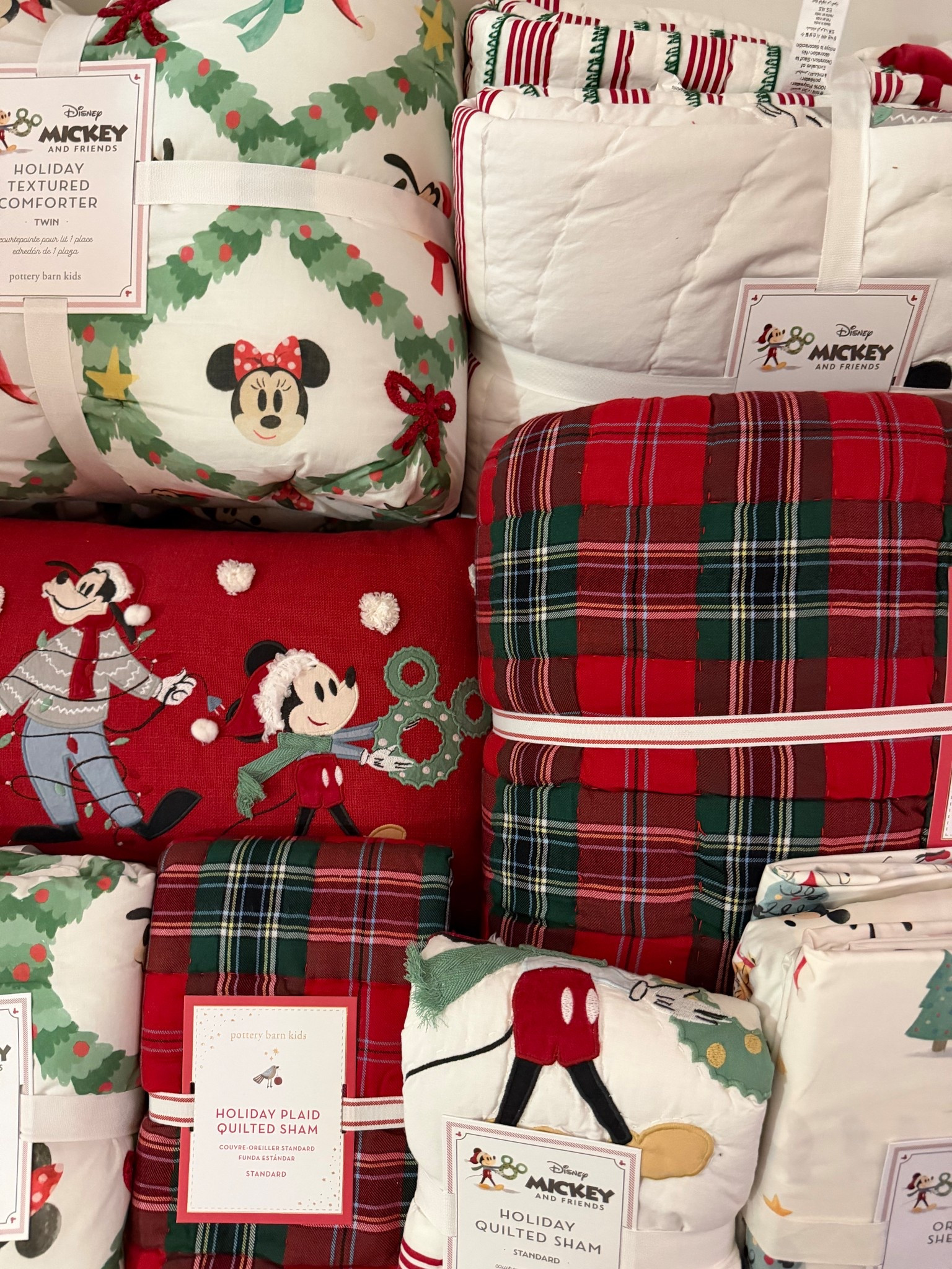 Mickey Christmas 

#LTKSeasonal #LTKCyberWeek #LTKHoliday