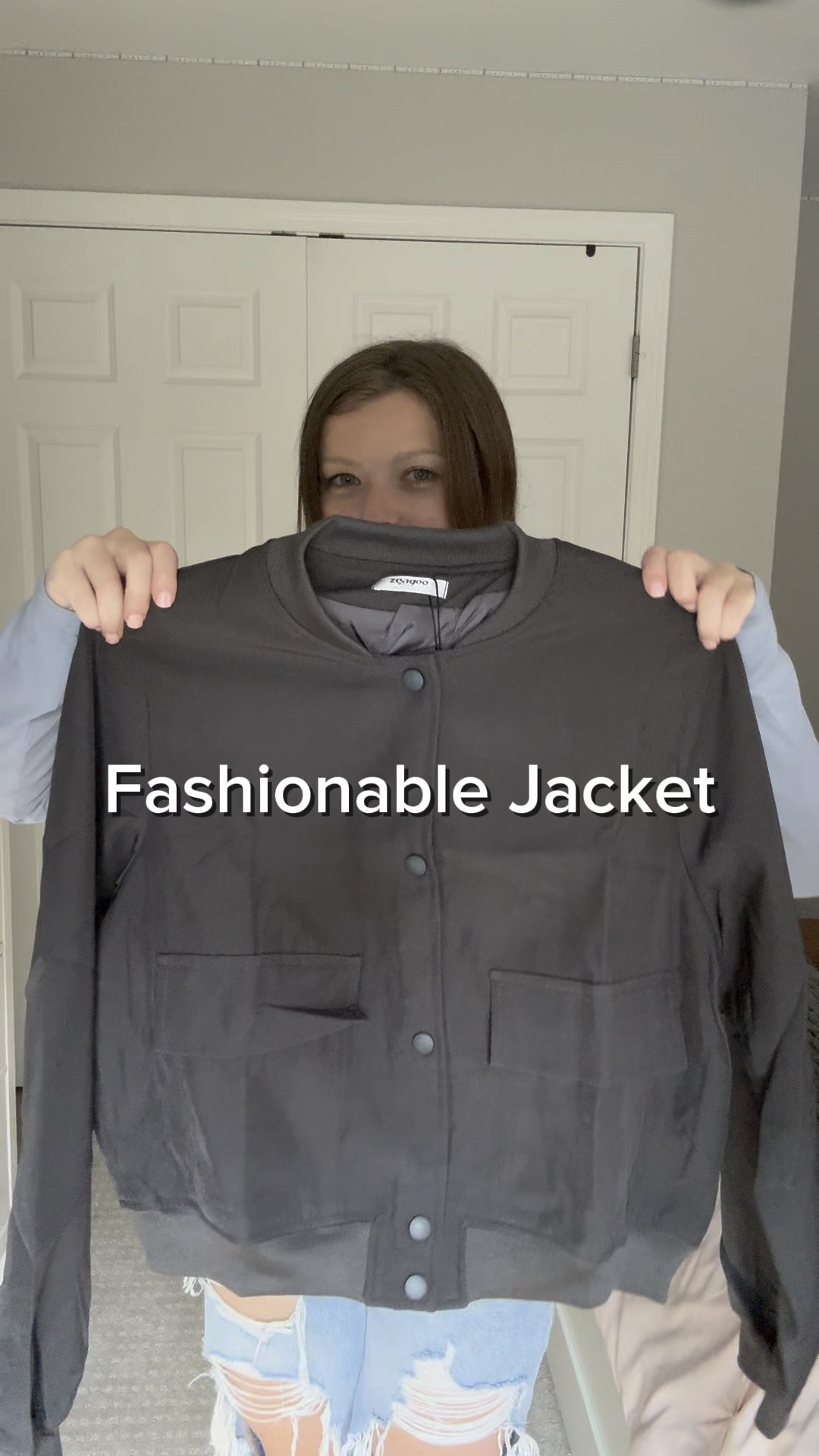 Wearing a size small! Im a size 6. 

#LTKStyleTip #LTKBacktoSchool #LTKVideo