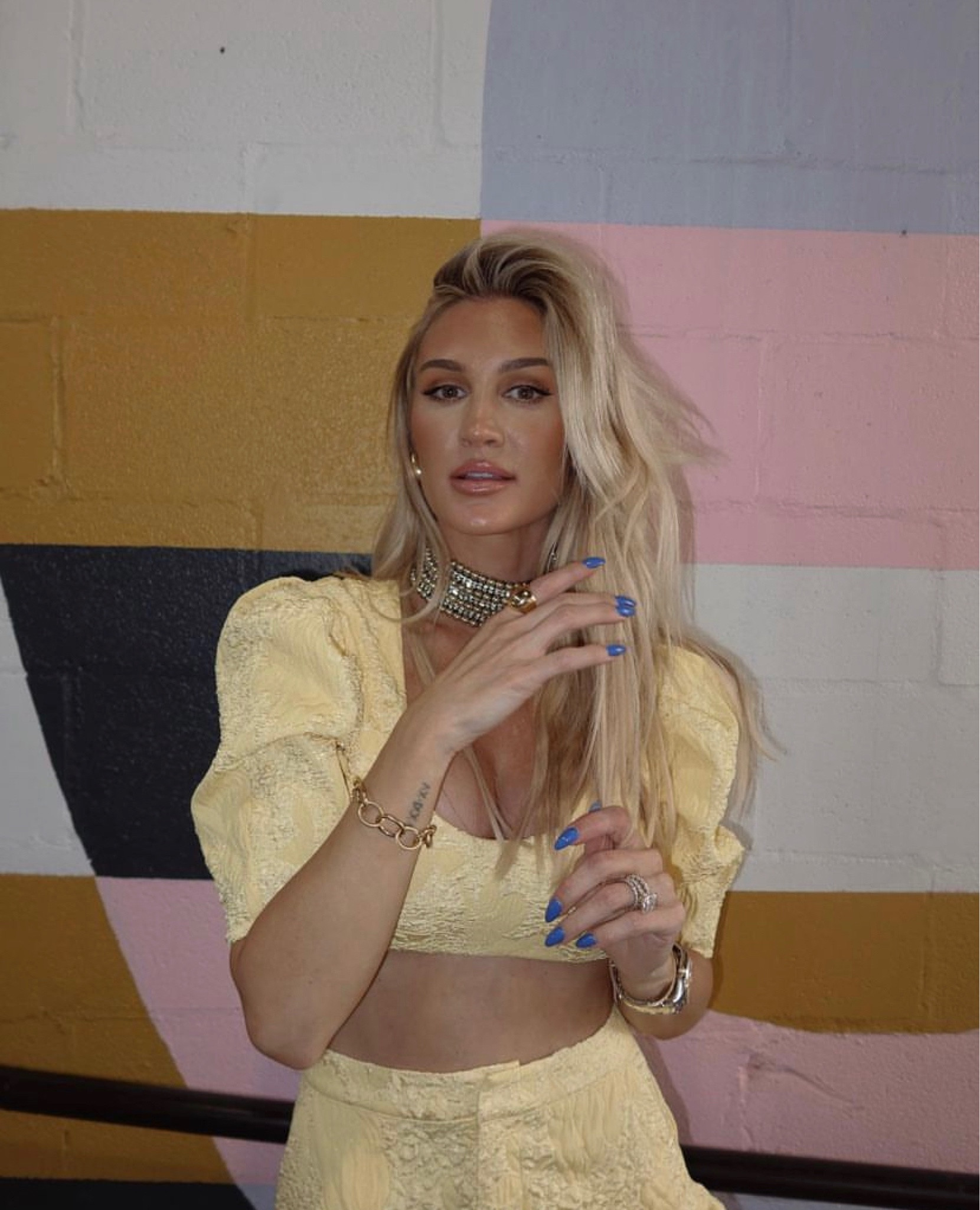 This yellow two piece set from Revolve 💛 This Kahlo Crop Top runs small so I would definitely size up! 

revolve set l outfit set l yellow set l yellow outfit 