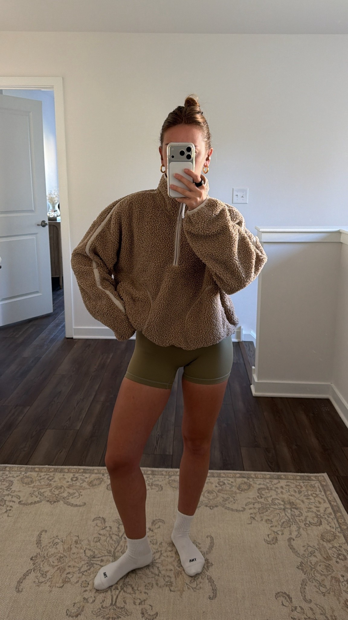 10/6/26 At-Home Morning Workout Fit 🤎

This morning’s at-home workout fit 💪🏼 Wearing an older SET ACTIVE biker short set (XS) + linking the exact pieces if they’re still available or similar options if not!

Also linking my everyday workout staples — Garmin watch + Beats headphones that come with me for basically every workout lately 🎧🤎