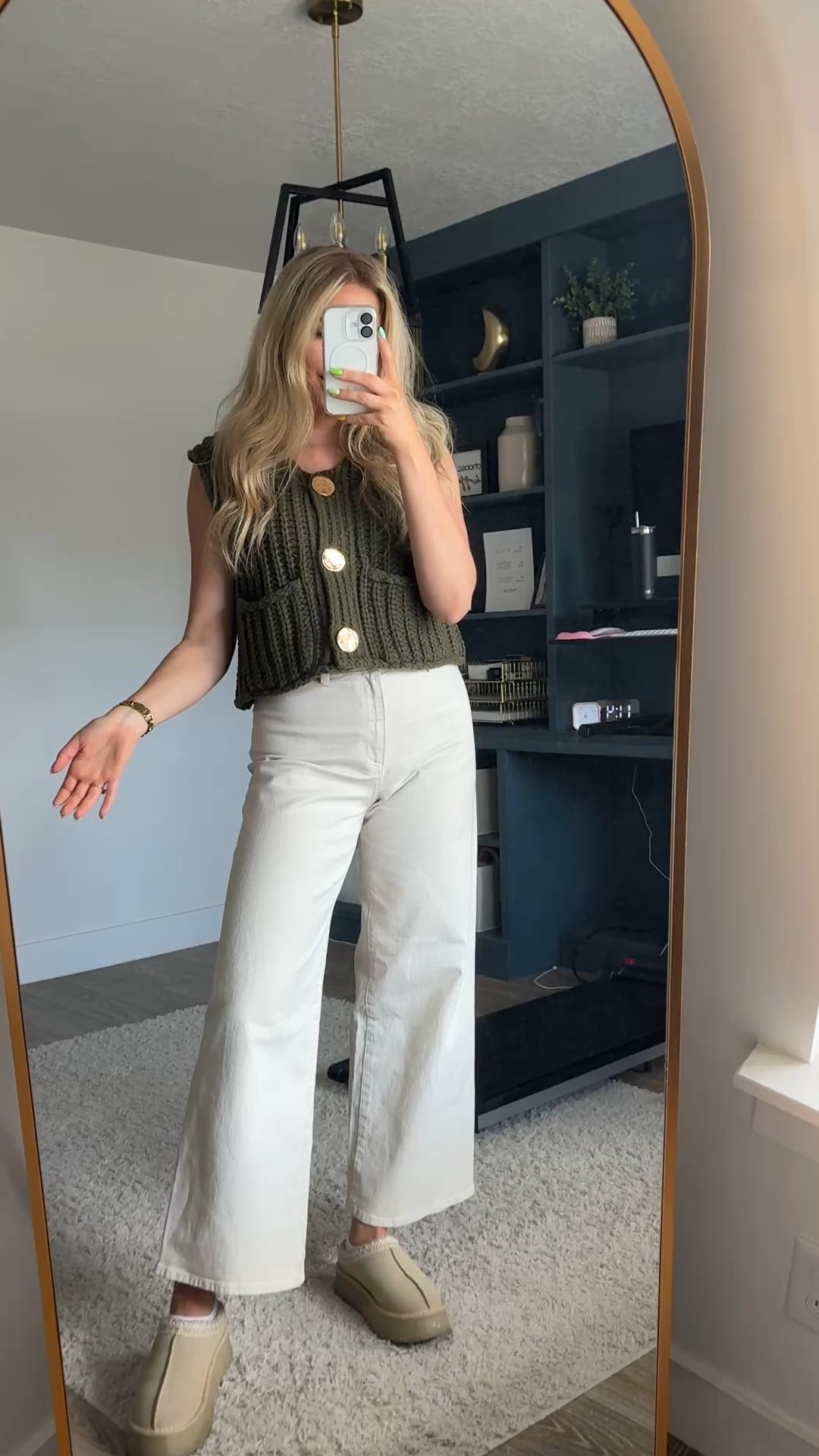 casual outfit for running errands today! could wear with sneakers to make a teacher outfit!

Top: wearing usual M
Pants: true to size
Slipper shoes: true to size and look alikes for the Ugg slippers! 



#LTKFindsUnder100 #LTKWorkwear #LTKSeasonal