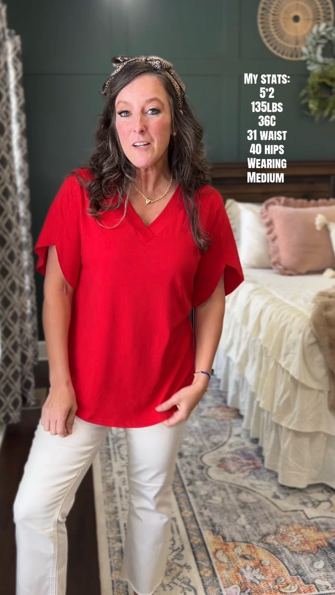 Elevated basic tshirt 🤌🏼

Vneck top, short sleeve top, blouse, elevated basic, women’s tops, casual top, ootd, outfitts

#LTKmomlife #LTKWorkwear #LTKootd