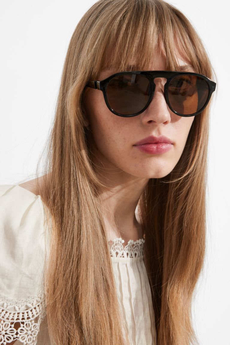 Rounded Aviator Sunglasses - Beige - Ladies | H&M GB | H&M (UK, MY, IN, SG, PH, TW, HK)
