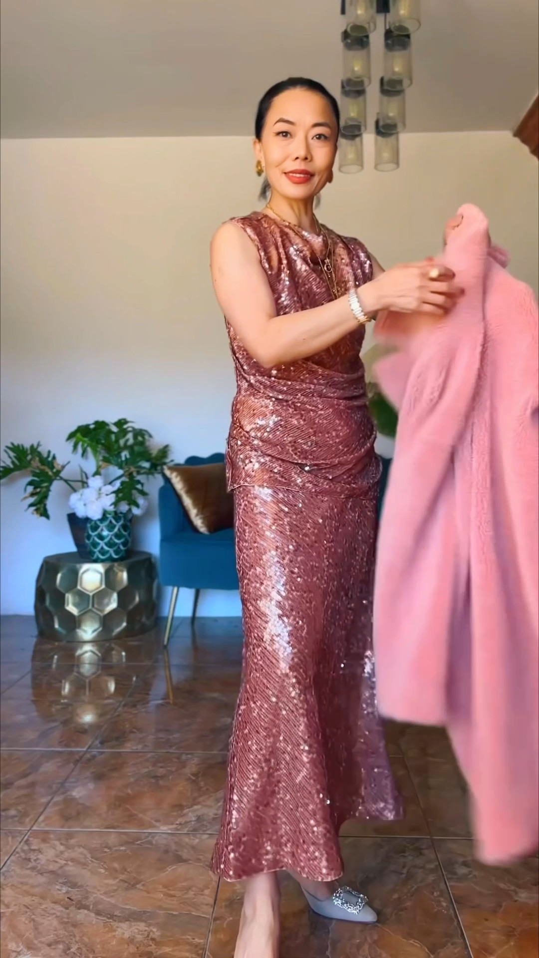 Pink for the holiday, yes or no? 🌸💗✨

#LTKHoliday #LTKgrwm #LTKOver40