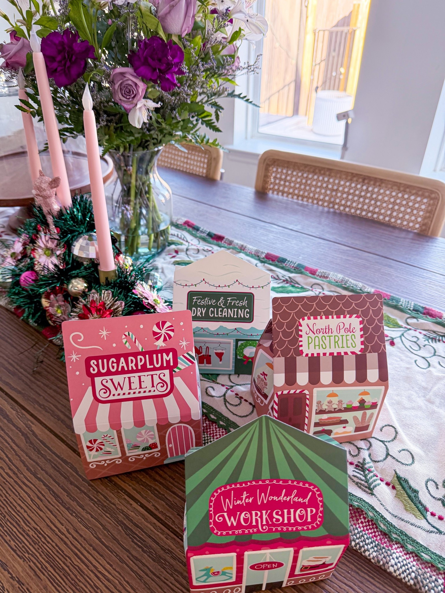 HOLIDAY GIFT BOXES: I got these to put gift cards in for some of Rizzo’s teachers and they turned out so cute! Come in a 4 pack