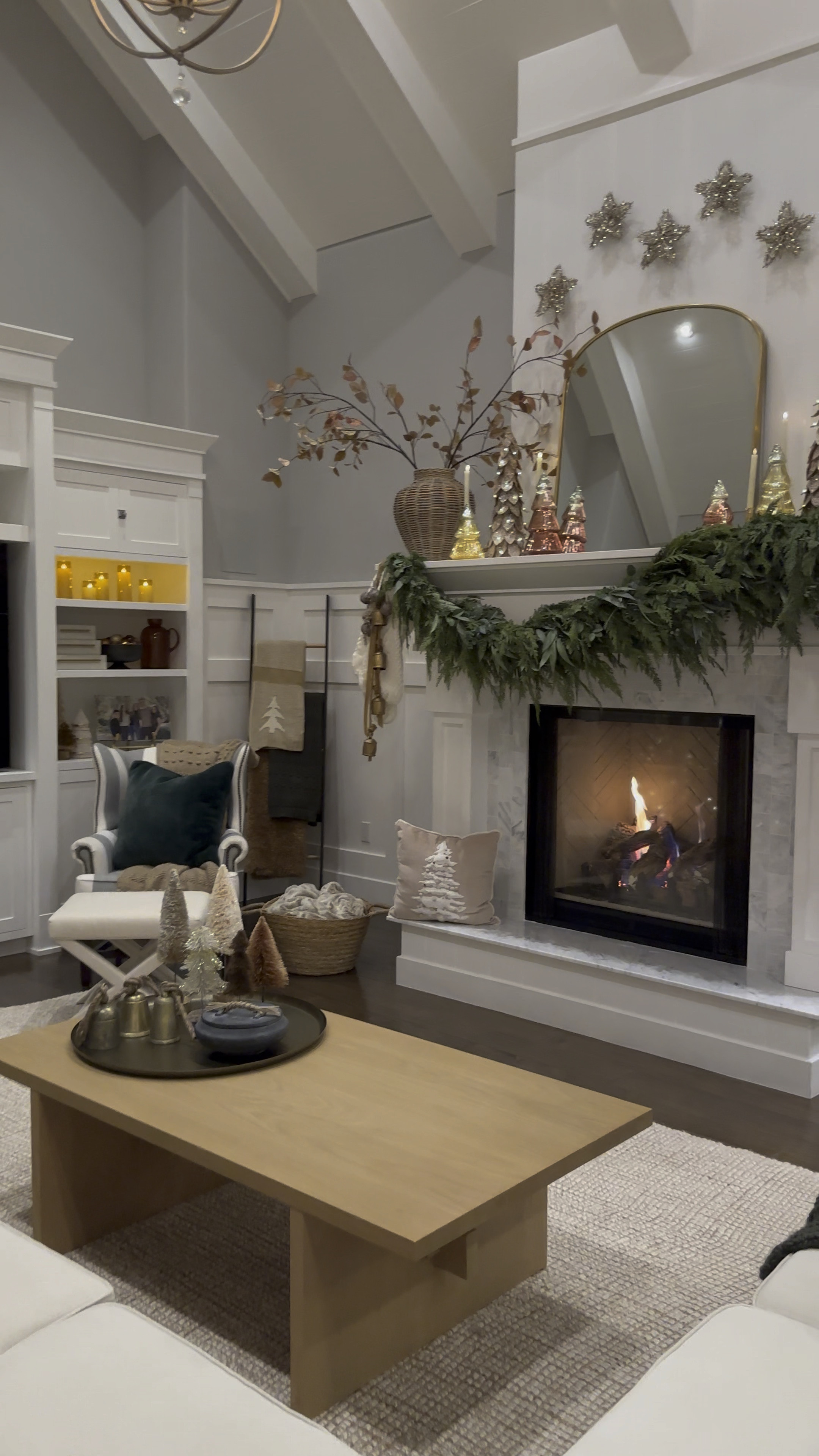 Cozy family room decked for the holidays! ✨

#LTKSeasonal #LTKhome #LTKHoliday