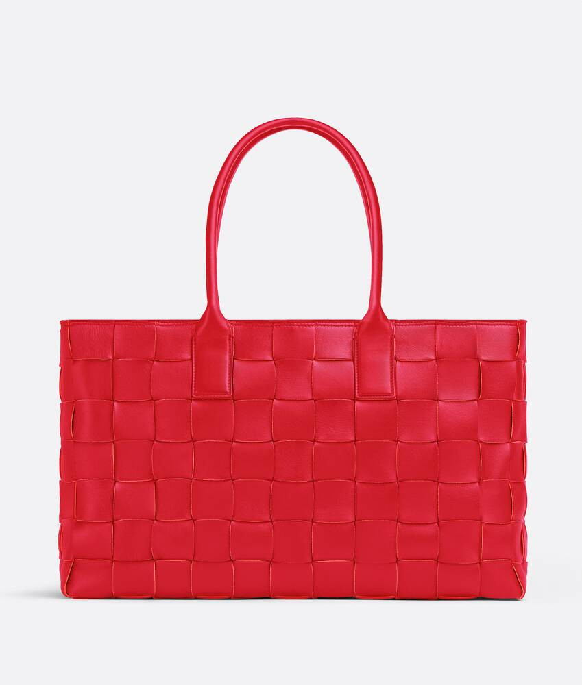 Bottega Veneta® Maxi Intreccio Tote in Bright red. Shop online now. | Bottega Veneta
