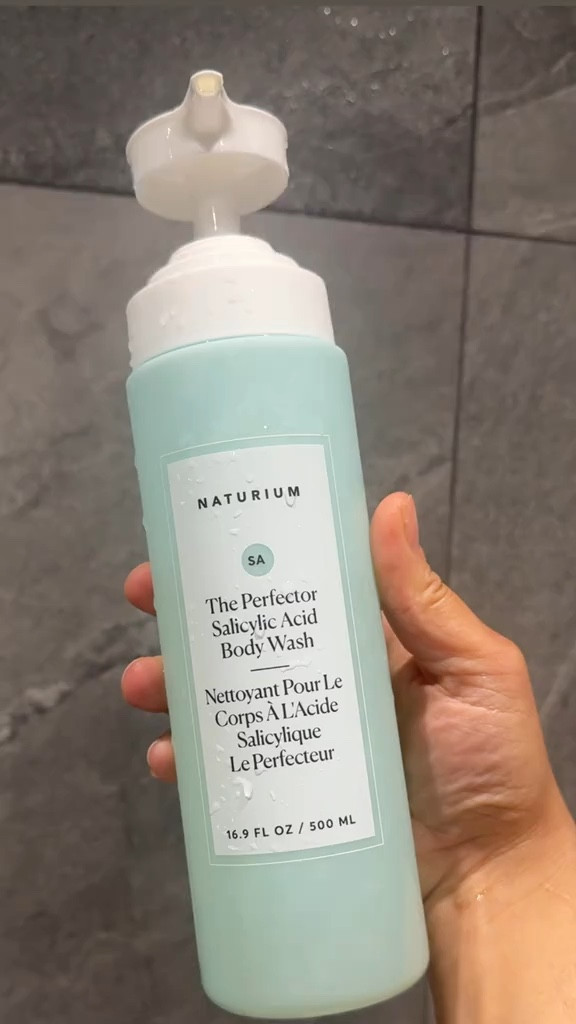 Struggling with body acne? You don't have to suffer in silence! The Naturium Perfector Salicylic Body Wash is designed to unclog pores, remove impurities, and reduce breakouts on your back, chest, and arms. A game-changer for clearer, smoother skin! 🫧🫧#LTKxBootsBeauty

#LTKbeauty #LTKeurope