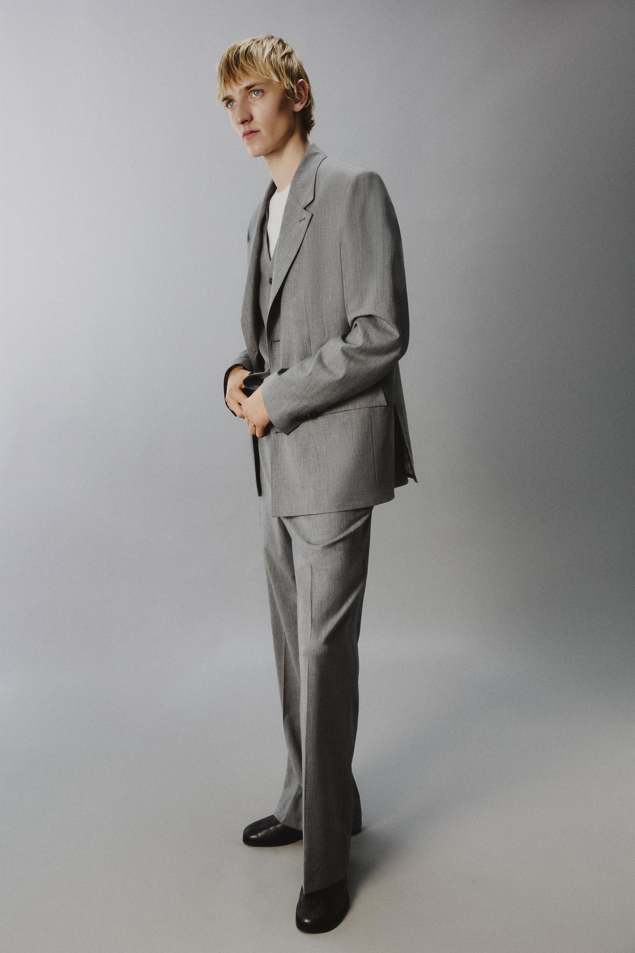 AUSGESTELLTE ANZUGHOSE MIT STREIFEN – LIMITED EDITION | Zara DE