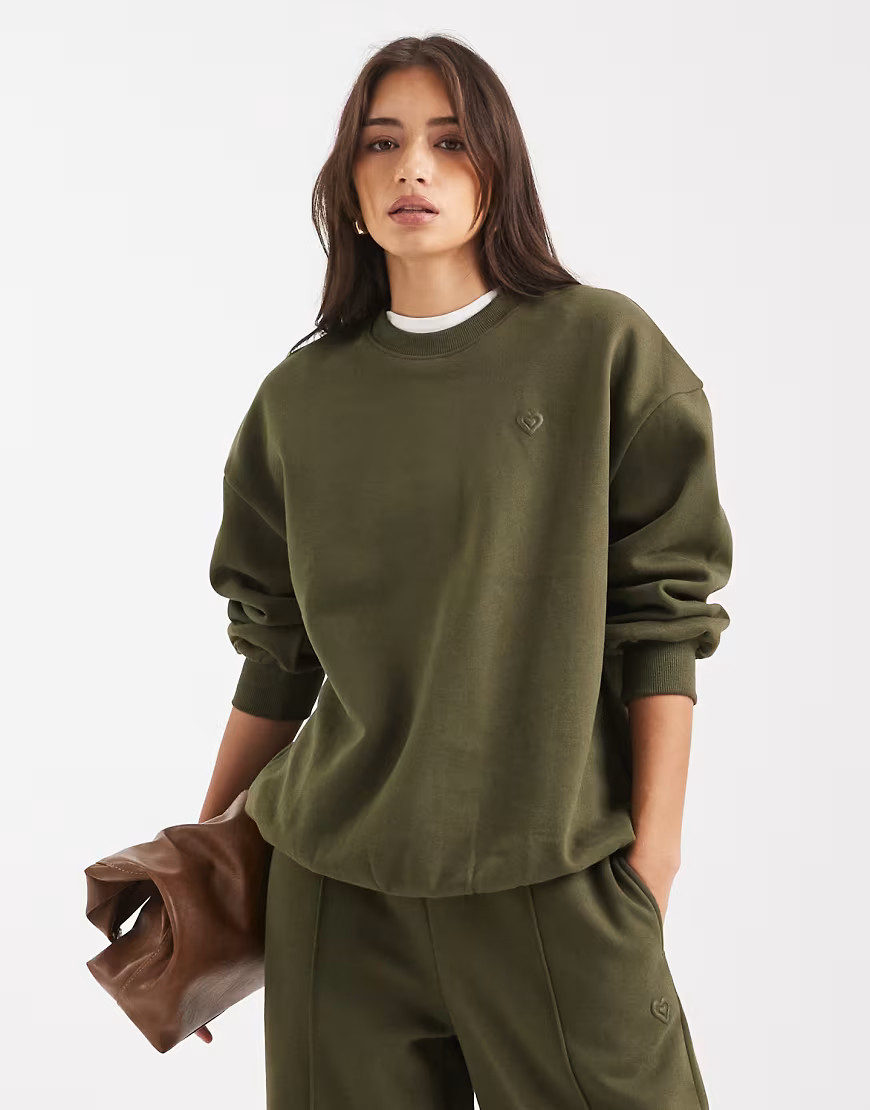 Miss Selfridge oversized sweatshirt in olive-Green | ASOS (Global)