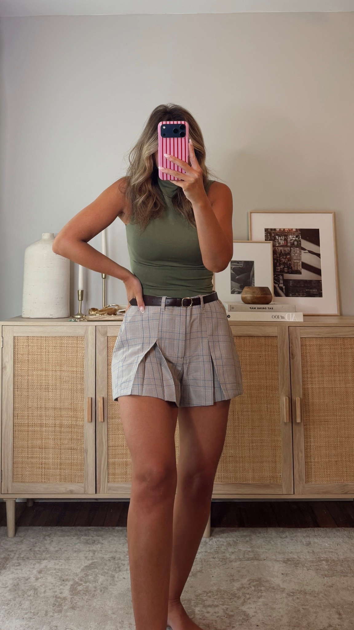 this double lined mock neck bodysuit is so flattering and comfy! these shorts are so cute! size S top, size M shorts @abercrombie 

#LTKootd