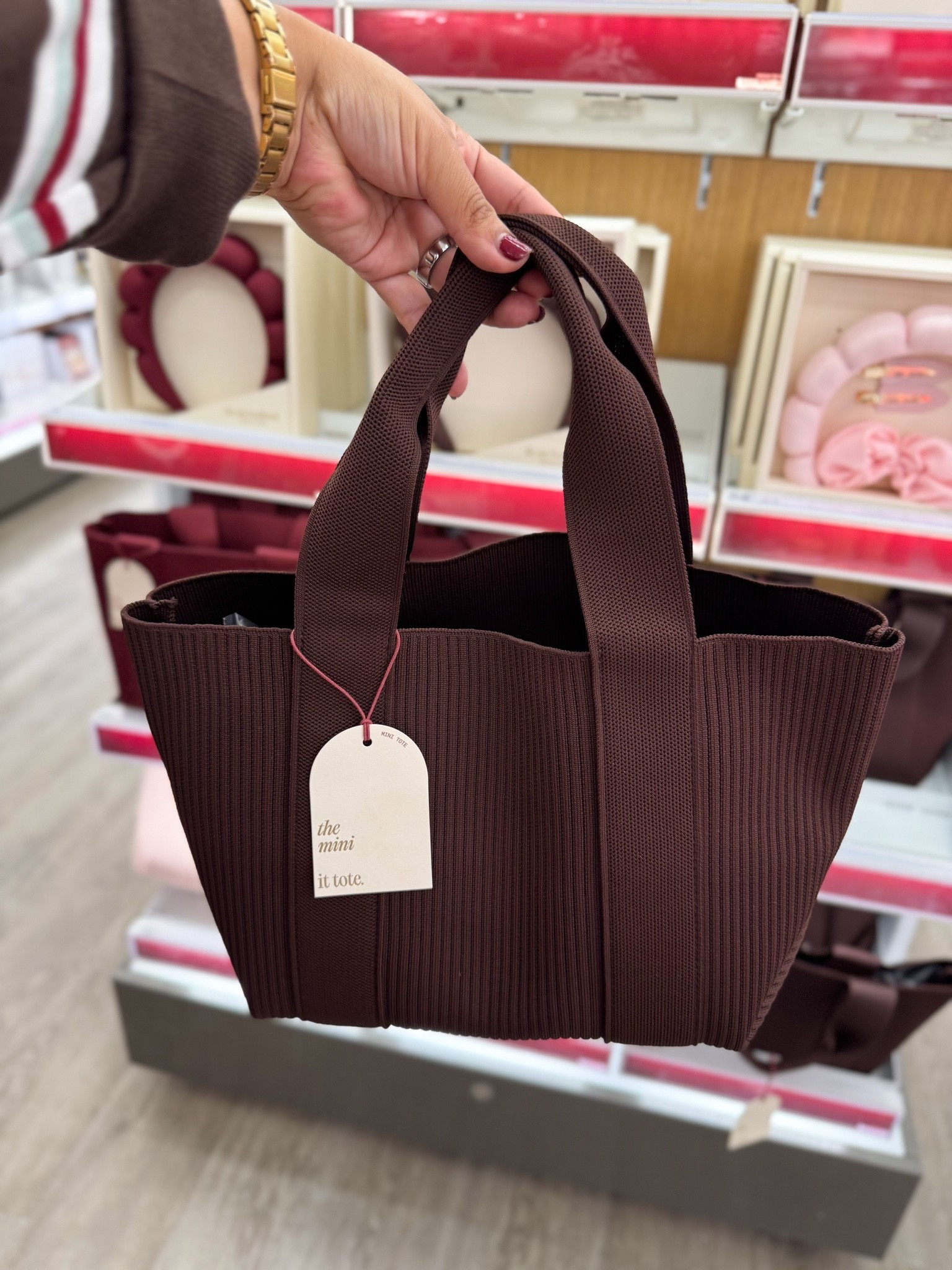 Mini tote bags! Loving this brown✨

target finds, beauty finds, totes

#LTKootd #LTKSaleAlert #LTKBeauty