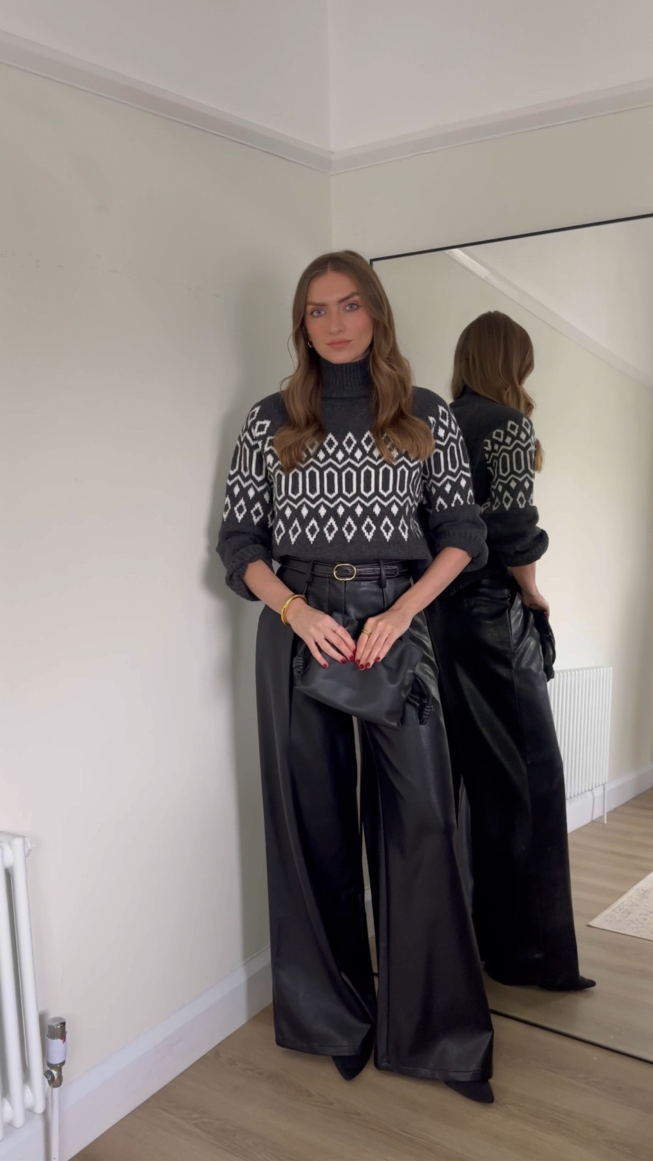 Christmas Jumper styling

Wearing a small in the H&M dark grey fair-isle jumper
A size 8 in the black faux leather wide leg trousers from Karen Millen, exact and similar linked. These also come in petite. I'm 5ft 6 for an idea of the length, I'm wearing the reg in these
Gold jewellery 
Loewe mini flamenco black leather bag, exact & similar styles linked



Christmas Jumper outfit, Christmas day outfit, festive fashion, winter outfit, leather trousers outfit, evening outfit 

#LTKeurope #LTKwinter #LTKuk