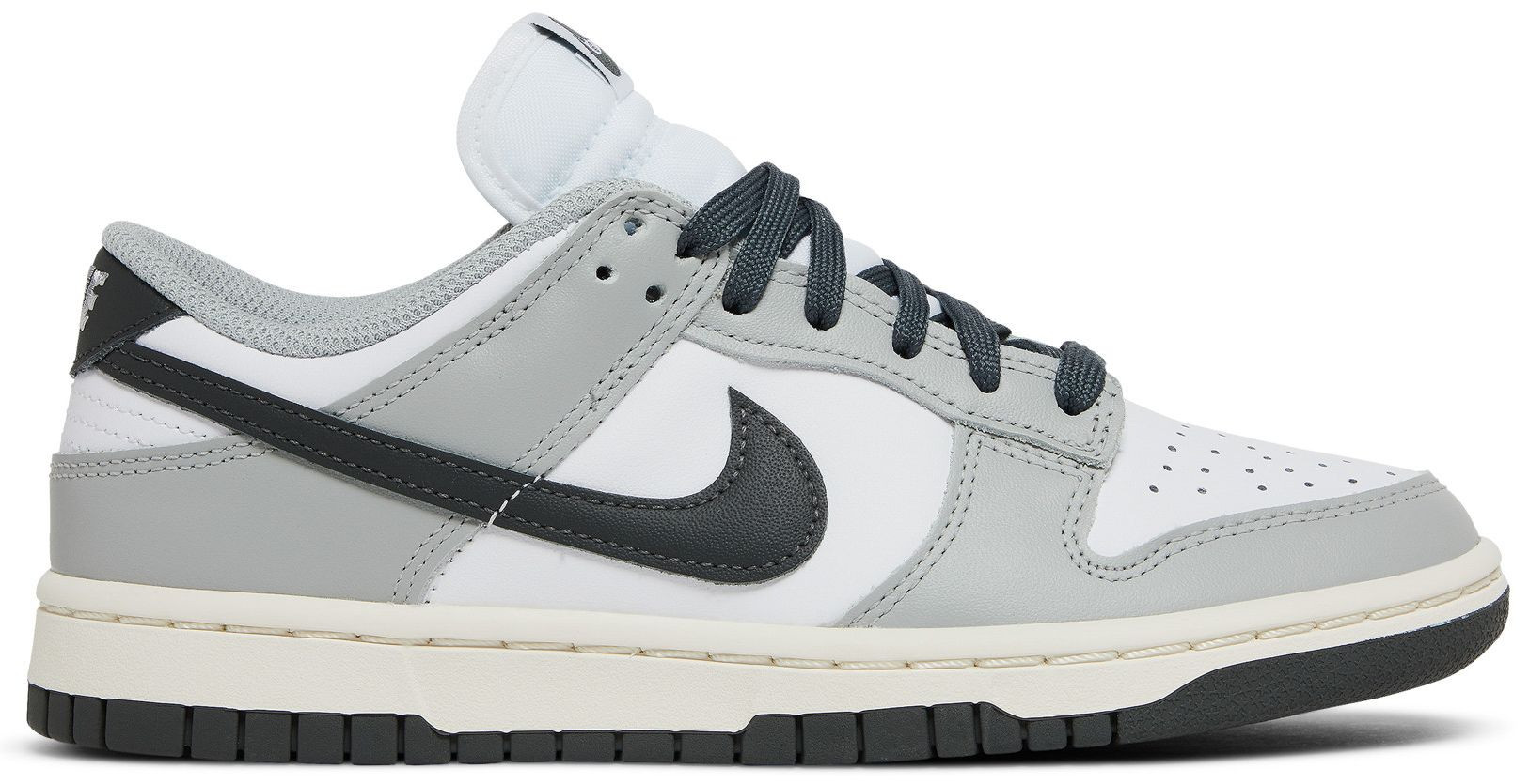 Wmns Dunk Low 'Light Smoke Grey' | GOAT