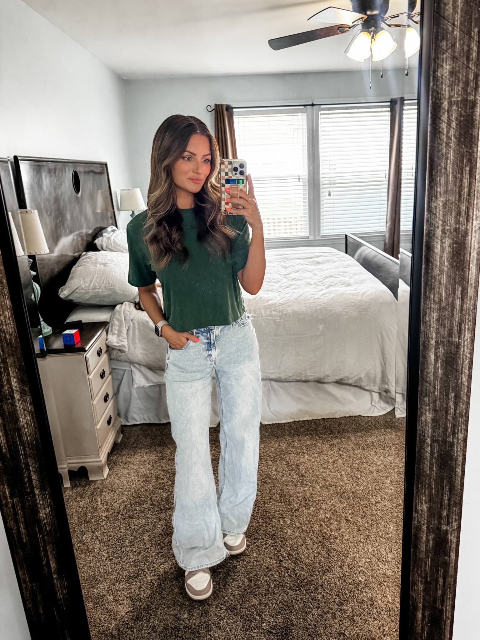 Wearing a 00 in denim - very oversized! 
XS in top!

#LTKFindsUnder50 #LTKSeasonal