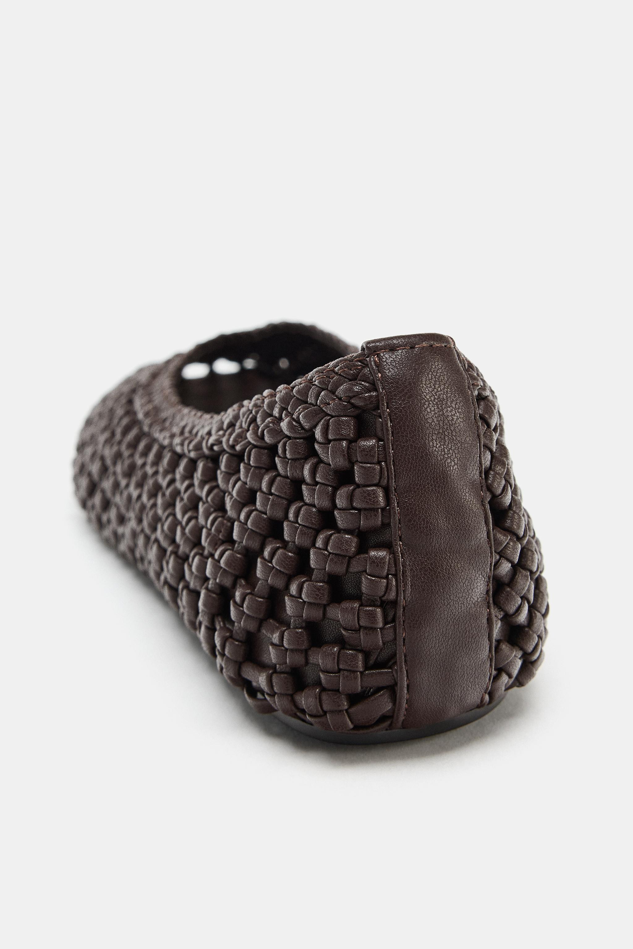 Ballet flats with a braided upper. Round toe.Sole height: 0.5 cm. / 0.1″ | Zara UK