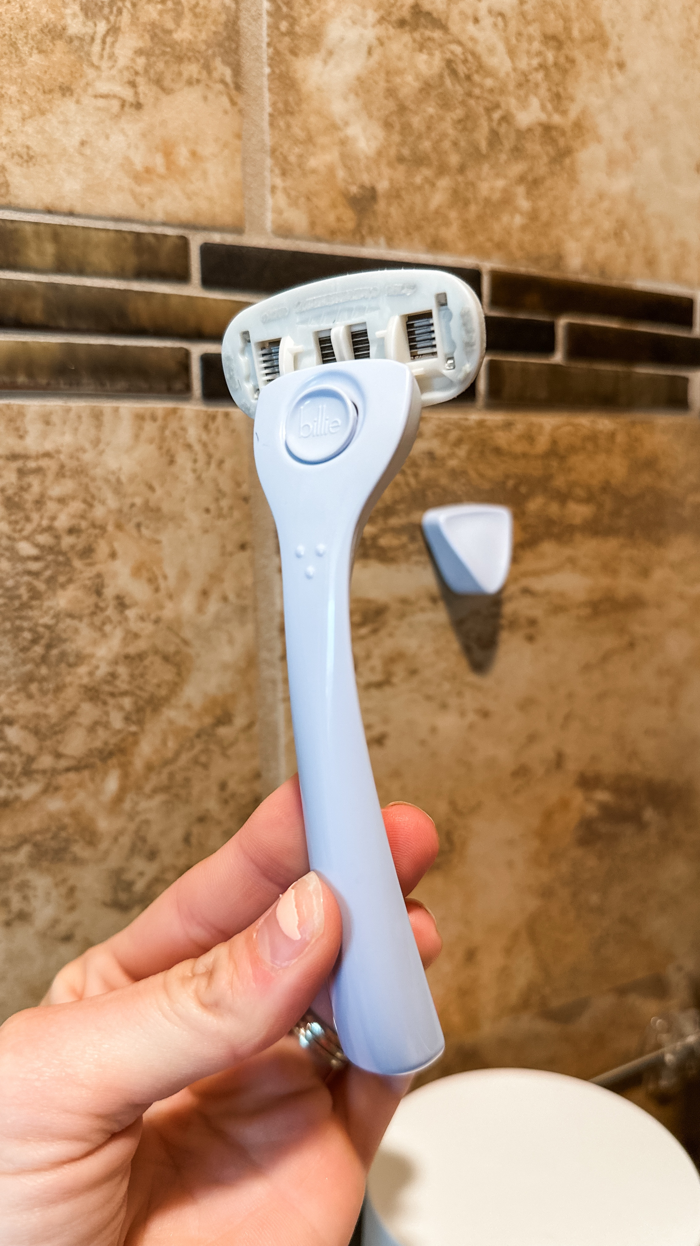 The only razor I’ve used for the last 5 years👏🏻

#LTKFindsUnder50 #LTKBeauty