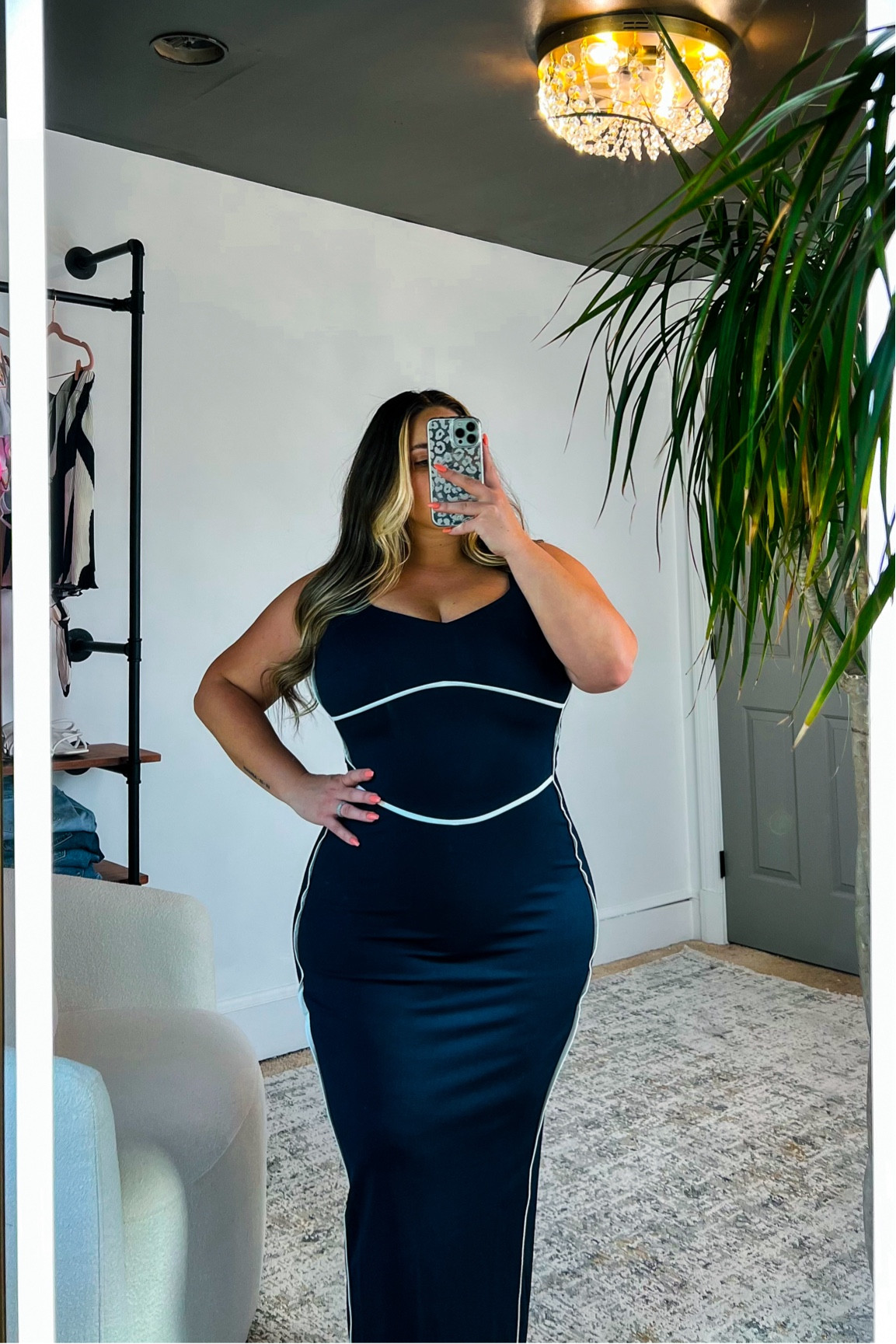 Size 14-16, 5’2”, 38J 

Wearing an XL in dress and shapewear, wearing an XXL in bra! 

#maxidress #bodycon #colorblock #affordablefashion #size14 #size16 #fullbust 

#LTKStyleTip #LTKFindsUnder50 #LTKMidsize