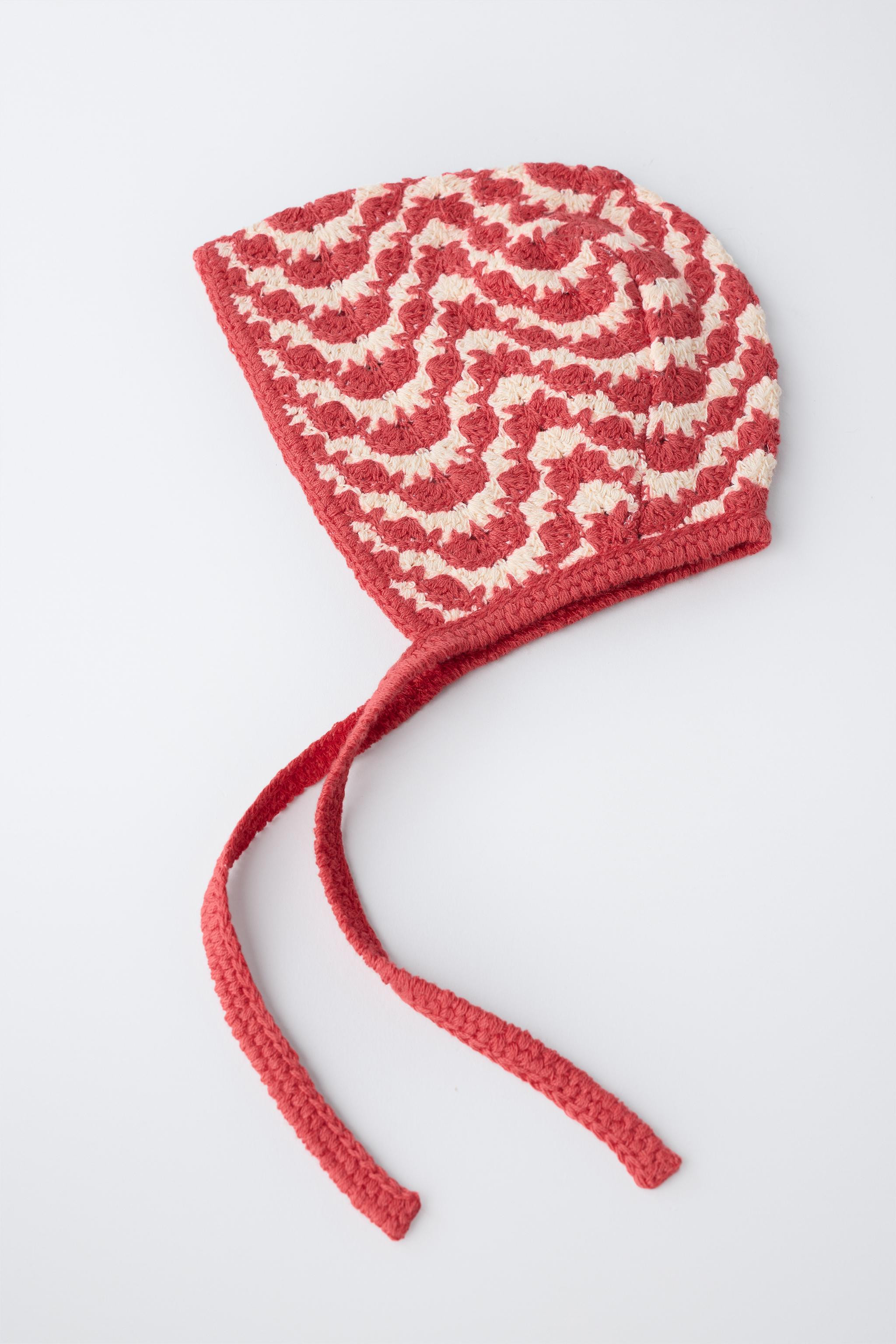 TEXTURED KNIT BONNET | Zara US