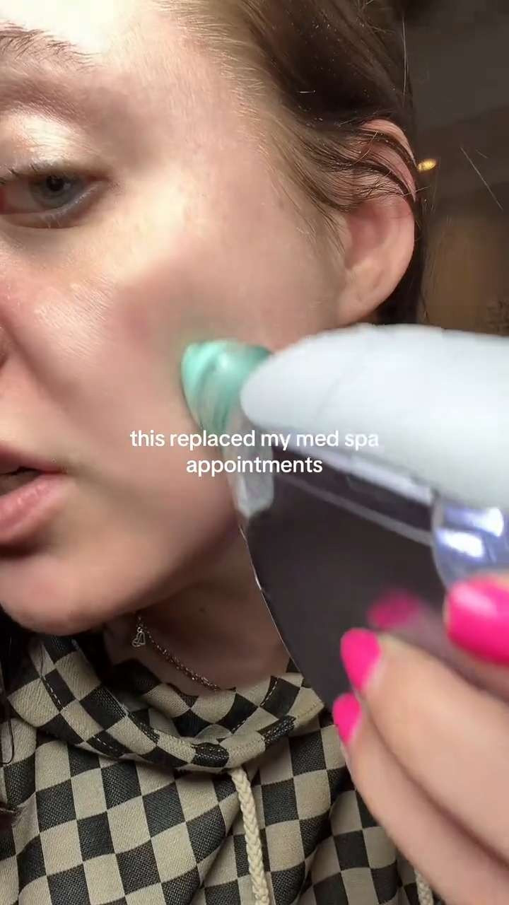 Get those clean pores and smoother skin at home!

#sharkbeauty #sharkfacialproglow  

 #LTKmomlife #LTKselfcare