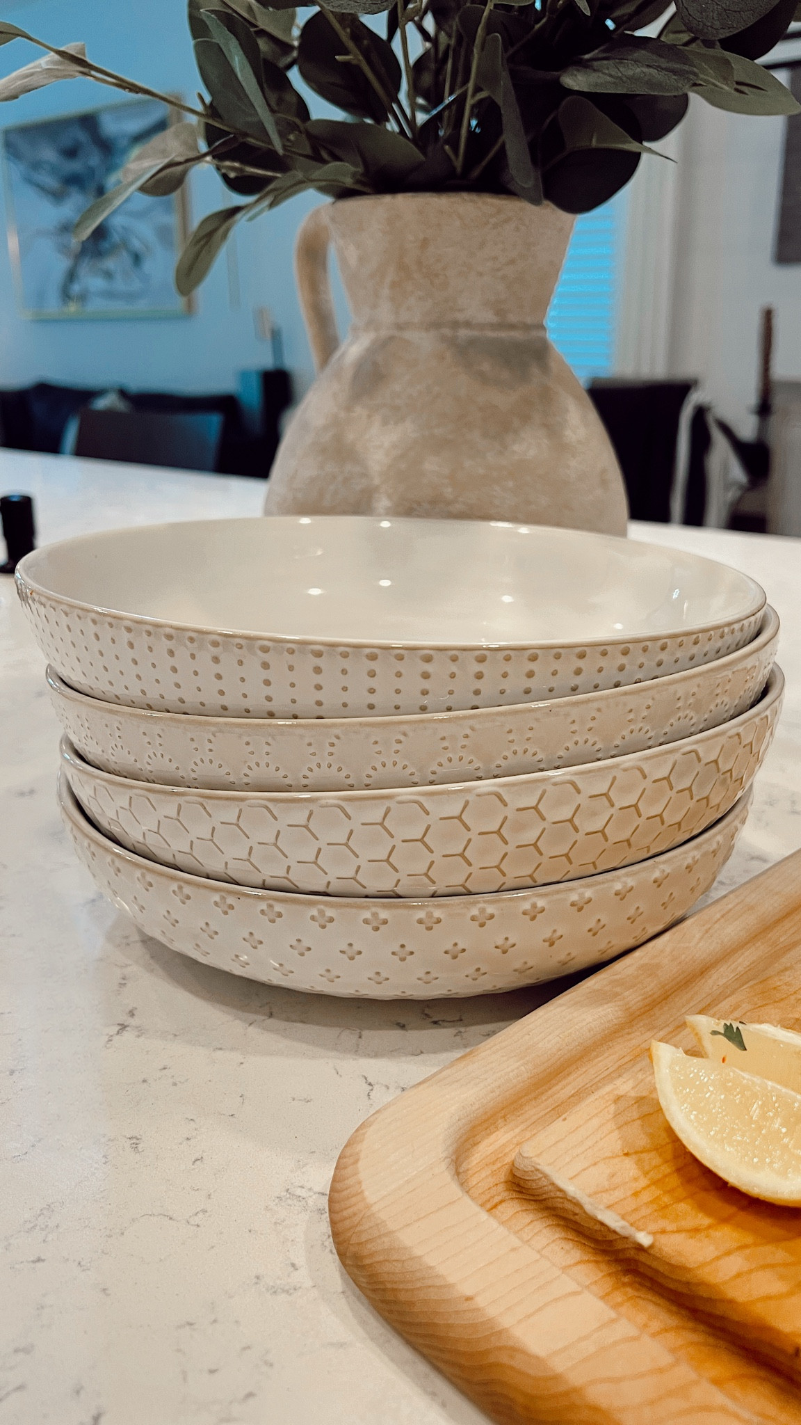 Obsessed with these HUGE plate bowls from Amazon. And how cute is the design?! 

Why have plates and bowls when you can have one thing that functions as both? I notice I always grab for these in the cabinets over regular plates and bowls. They also fit everythinggggggggg! 

I got the 9 inch size. They also have matching plate/bowl sets and coffee mugs if you're looking to curate a whole collection (I linked under the "similar products")

Must have. Amazon finds. Amazon registry. Kitchenware. Dish set. Plates. Bowls. 

#LTKhome #LTKfindsunder100 #LTKfindsunder50