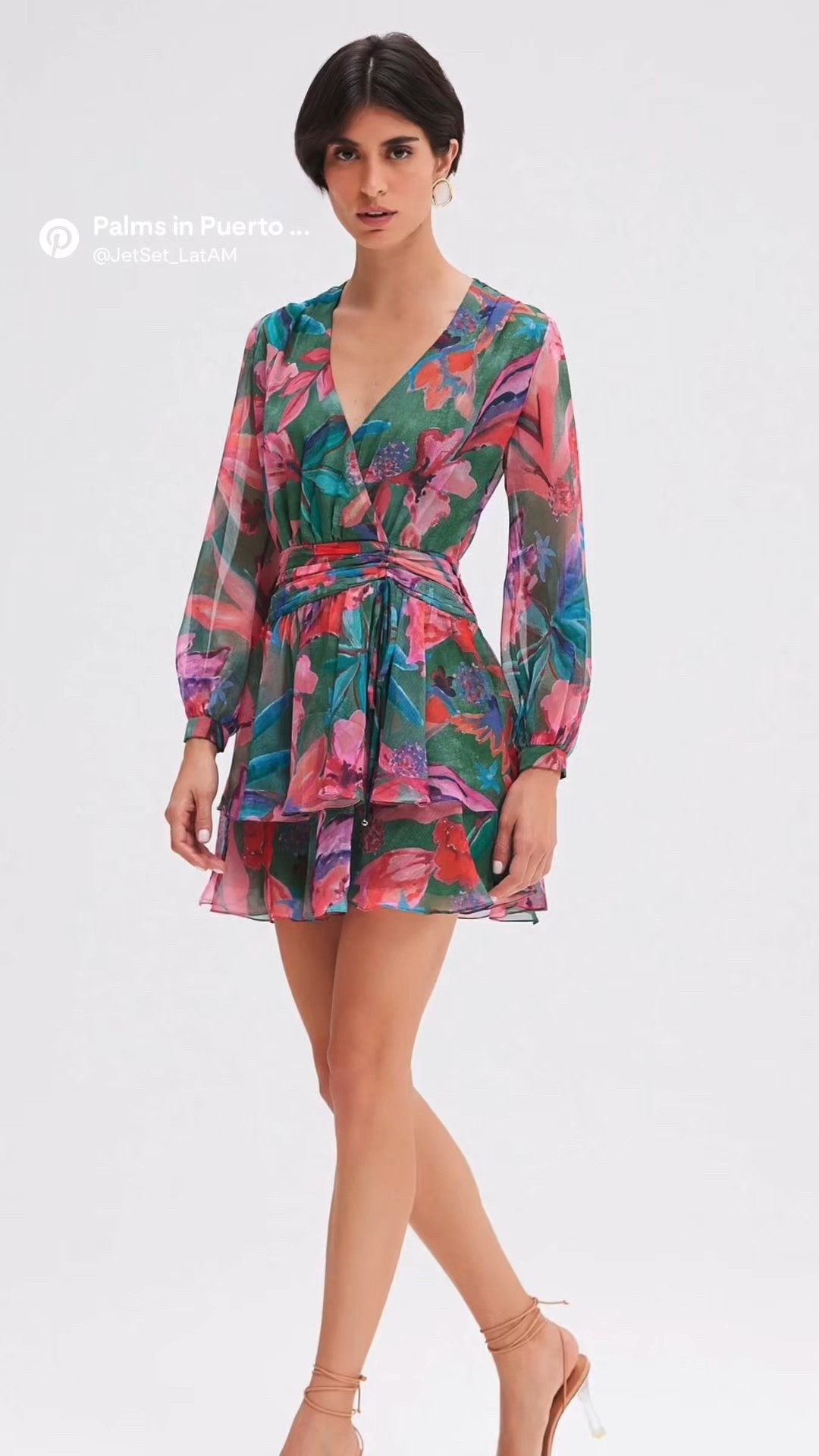 The Simsii Artsy Mini Dress is the kind of piece that instantly transports you. Light, fluid, and richly printed, it balances romance with ease—perfect for warm evenings, coastal dinners, or destination celebrations.

I love the way the wrap-style silhouette defines the waist while still feeling effortless. The long sleeves add softness and elegance, while the airy skirt moves beautifully with every step. It’s feminine without being precious, playful without losing polish—exactly the kind of dress you pack when you want one piece to do it all.

This is one of those dresses that doesn’t need overstyling. Bare skin, simple heels, sun-kissed hair—and you’re done.

Wearing PatBo — Simsii Artsy Mini Dress 🌺✨
